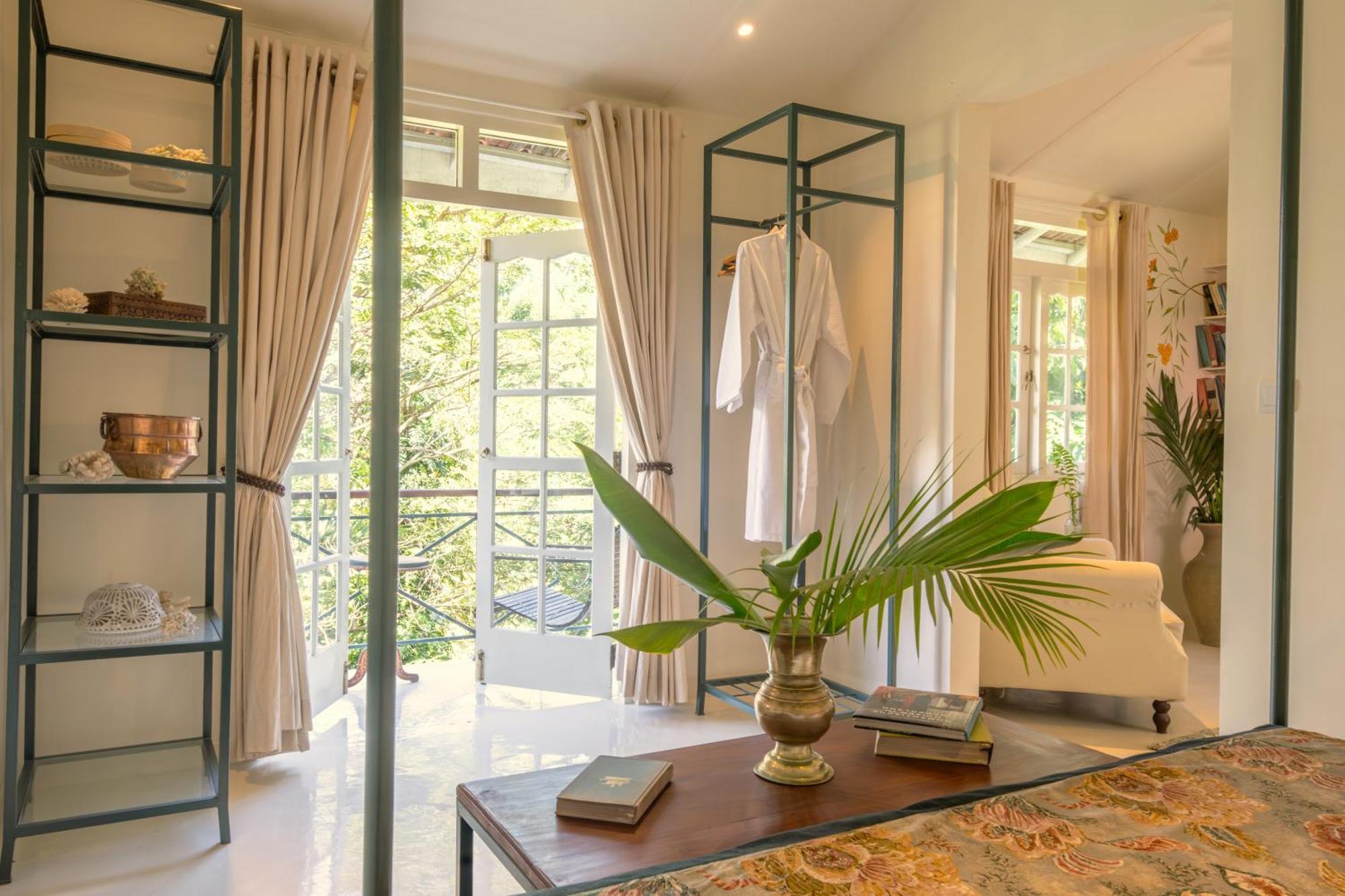 Junior Suite with Balcony