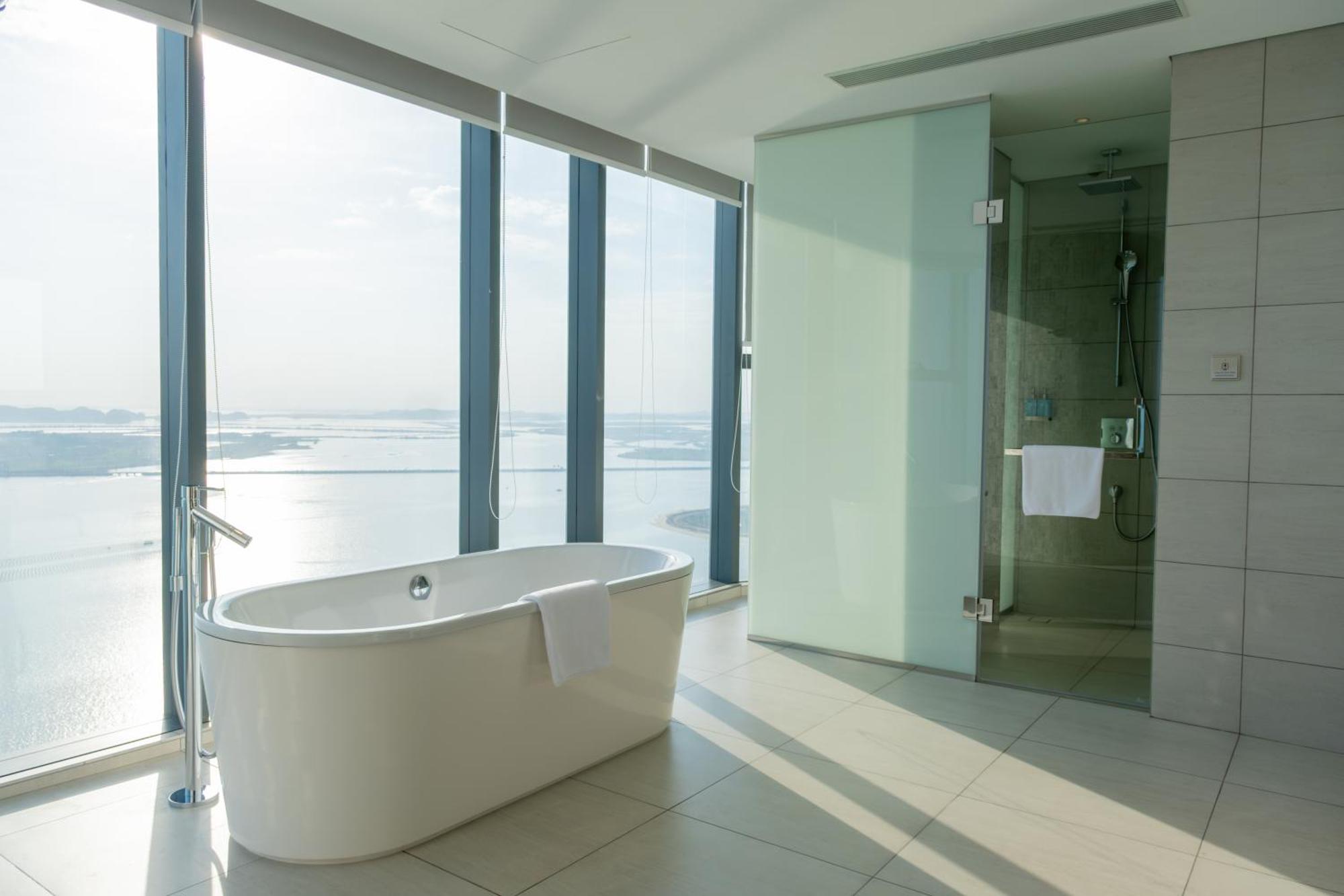 Royal Suite 37