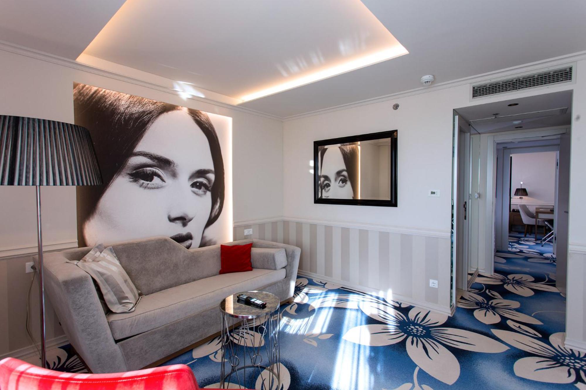 Suite with Sea View