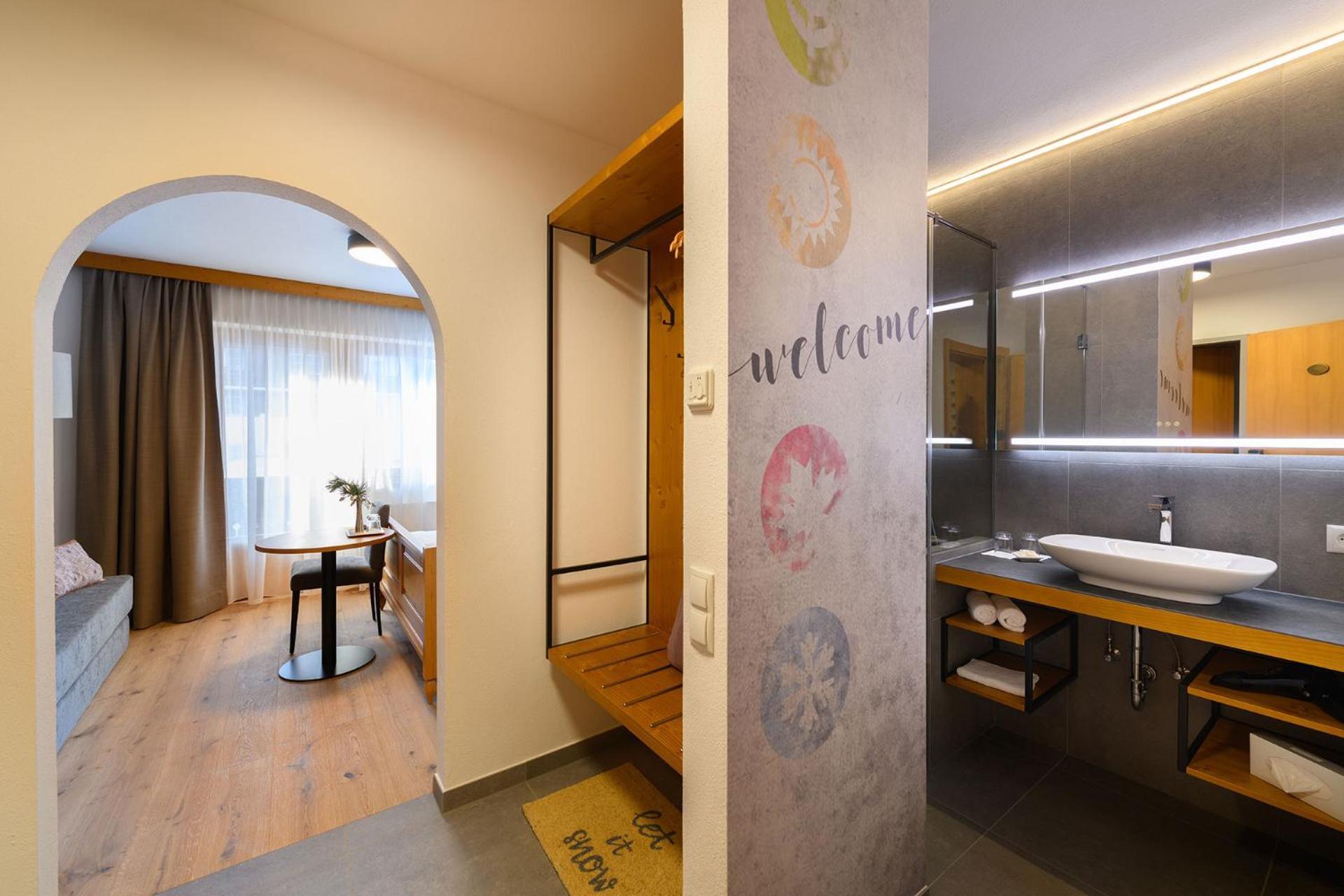 Double or Twin Room with Balcony