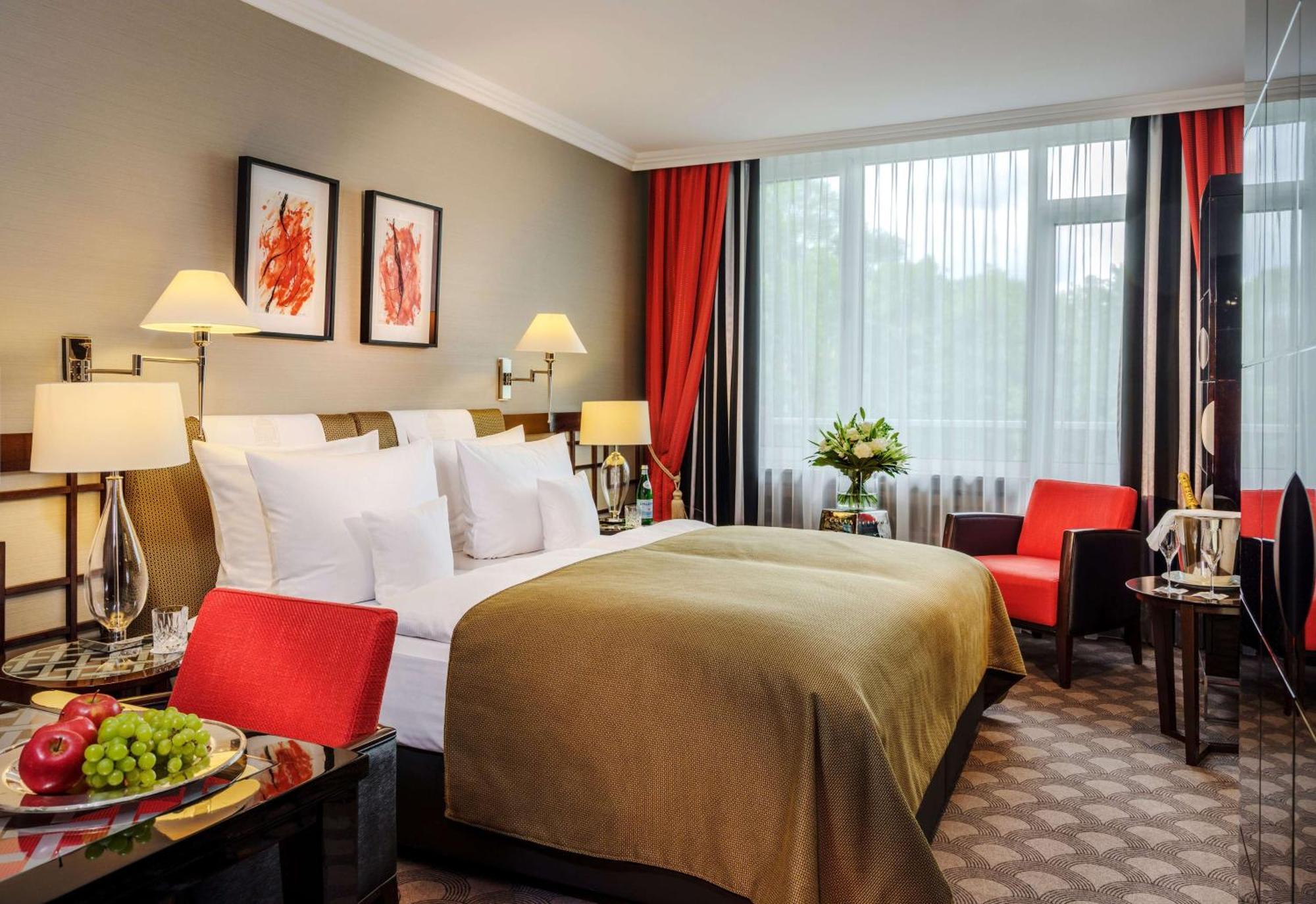 Executive Room with Lake View