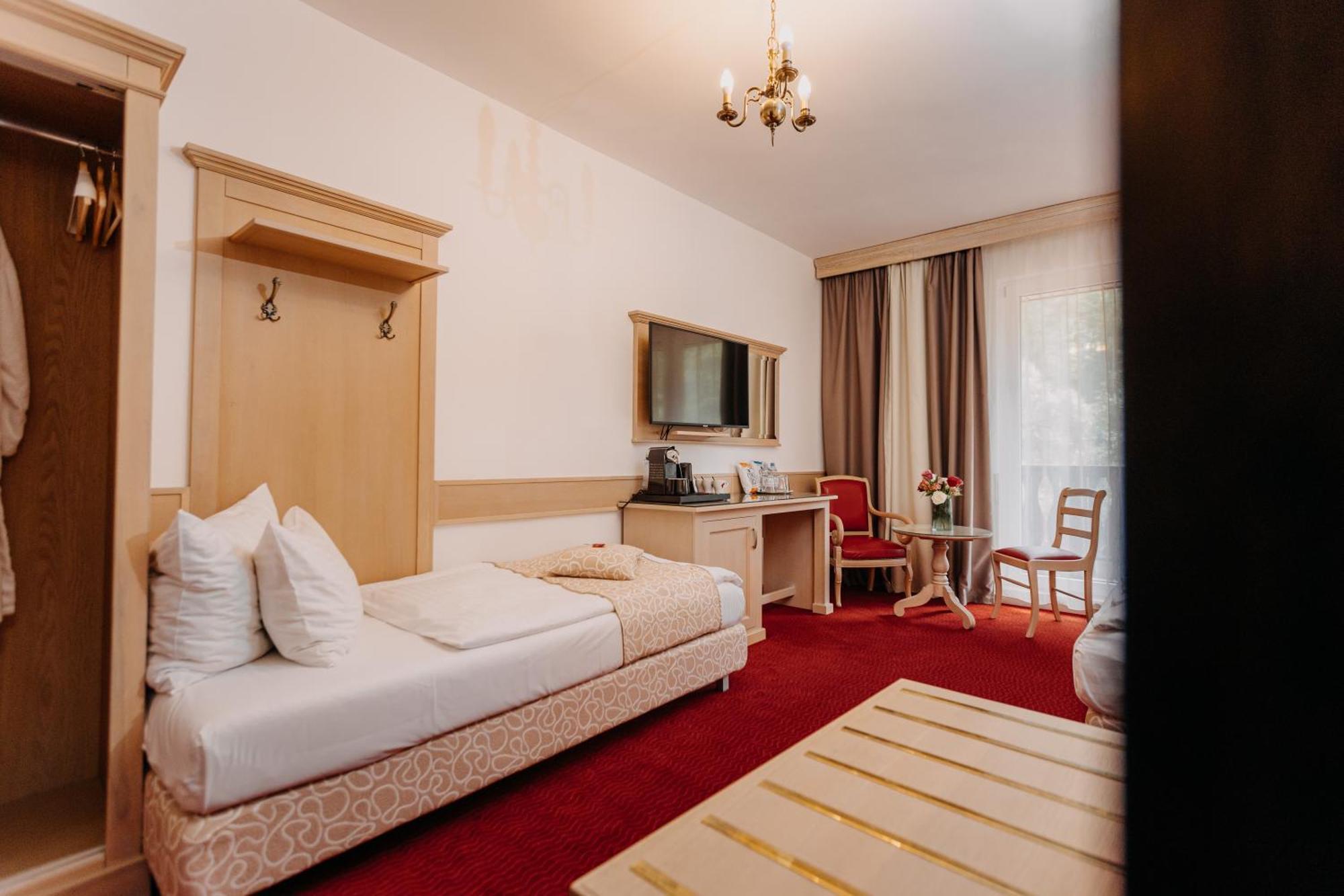 Superior Triple Room
