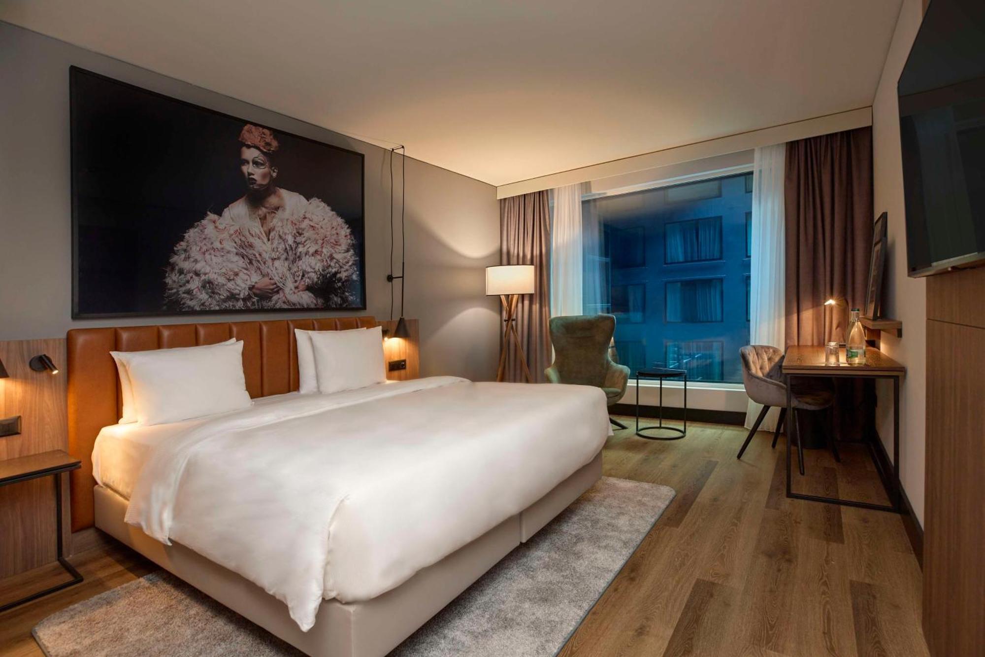 Superior Room,1545112090:JPEG