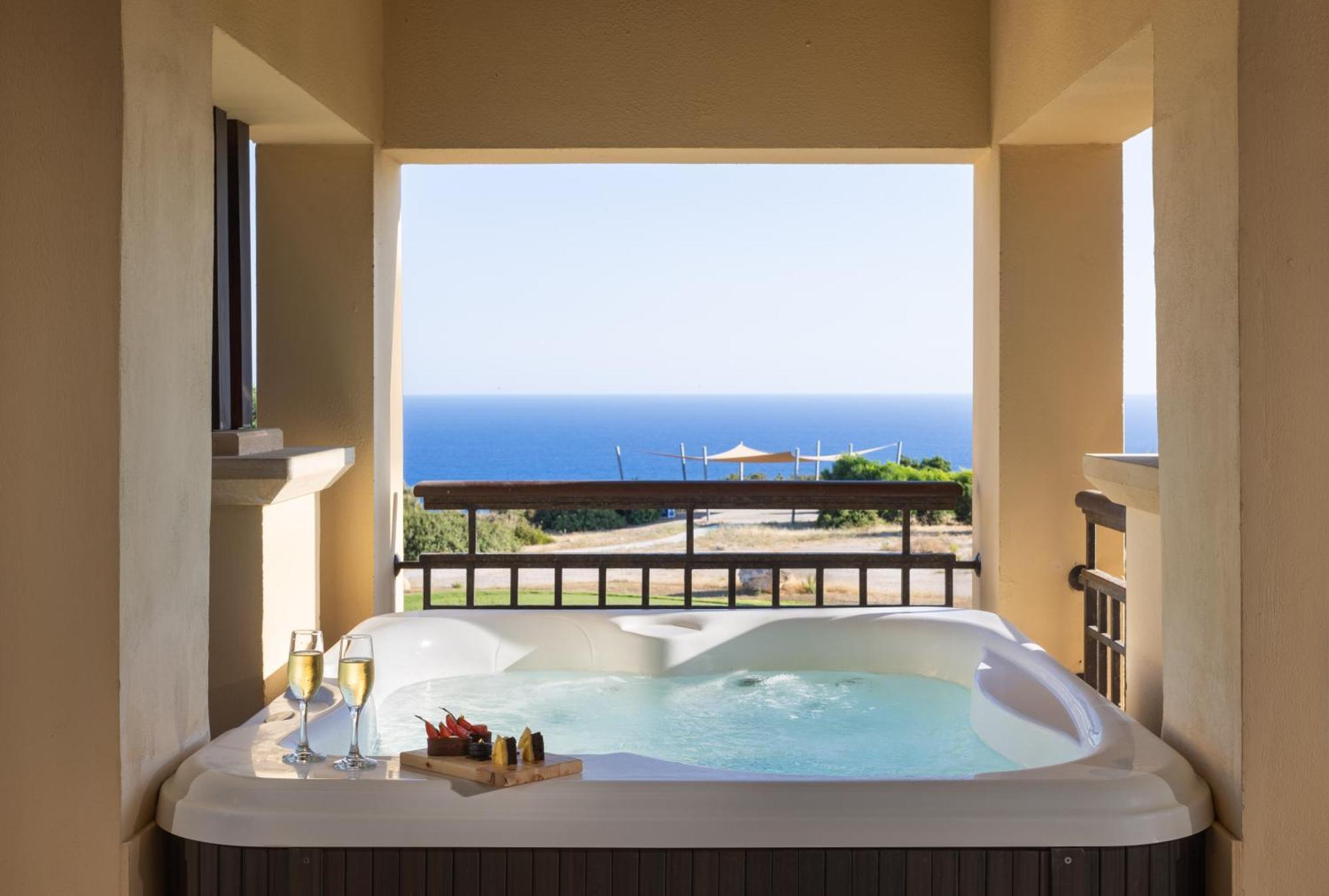 Aphrodite Suite Jacuzzi Golf & Sea view,1546013956:JPEG