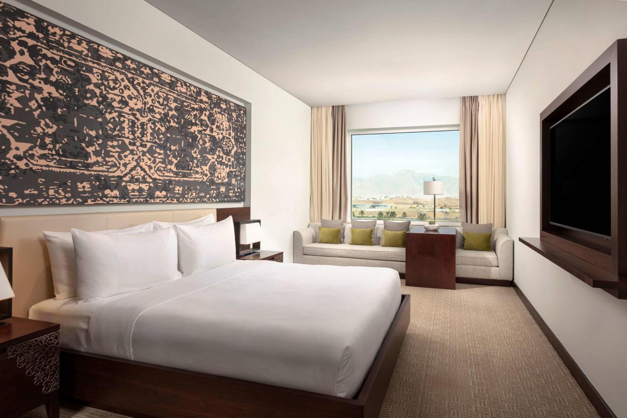 Executive King Room 24-hour Lounge Access