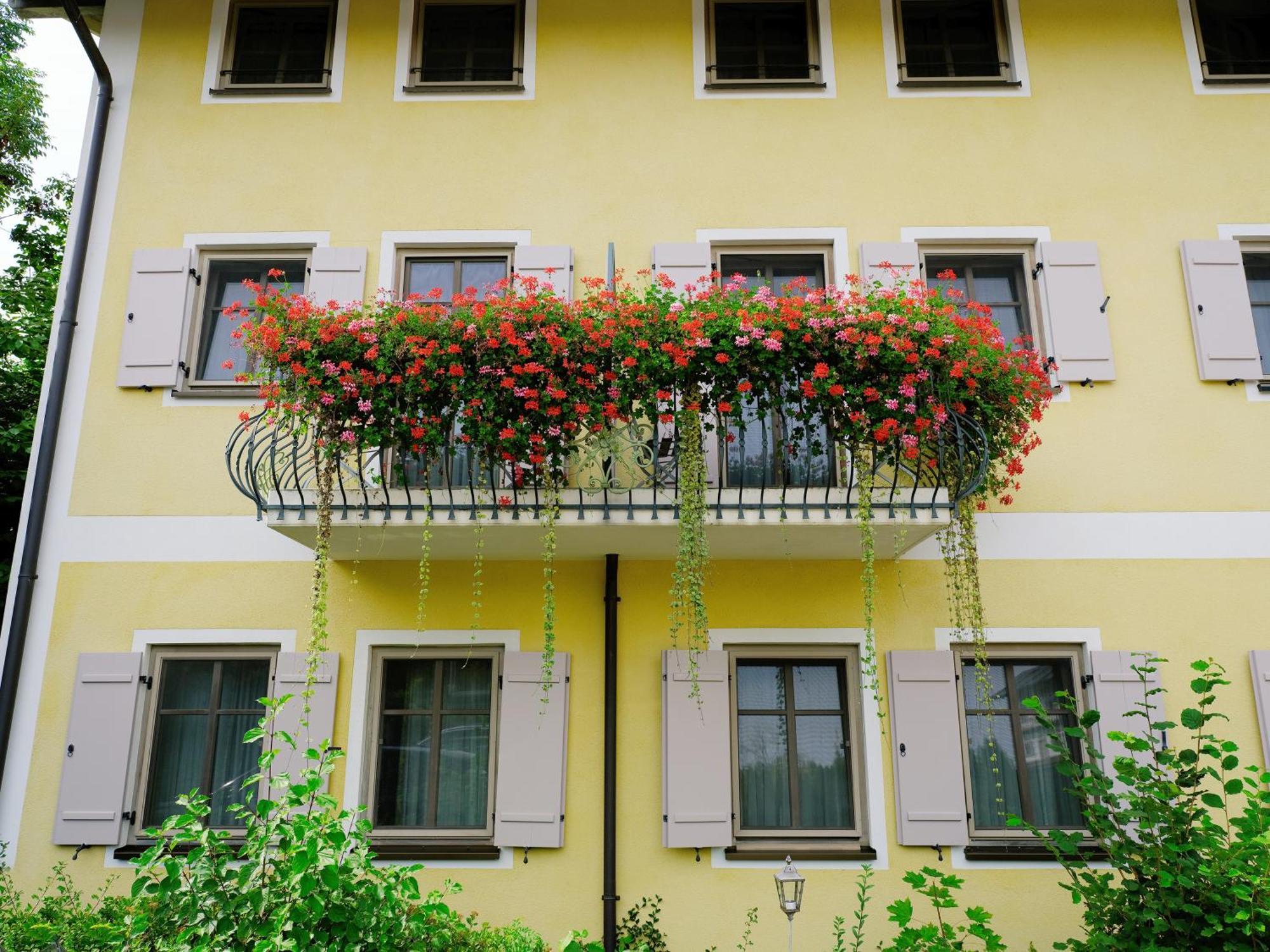 Doppelzimmer mit Balkon