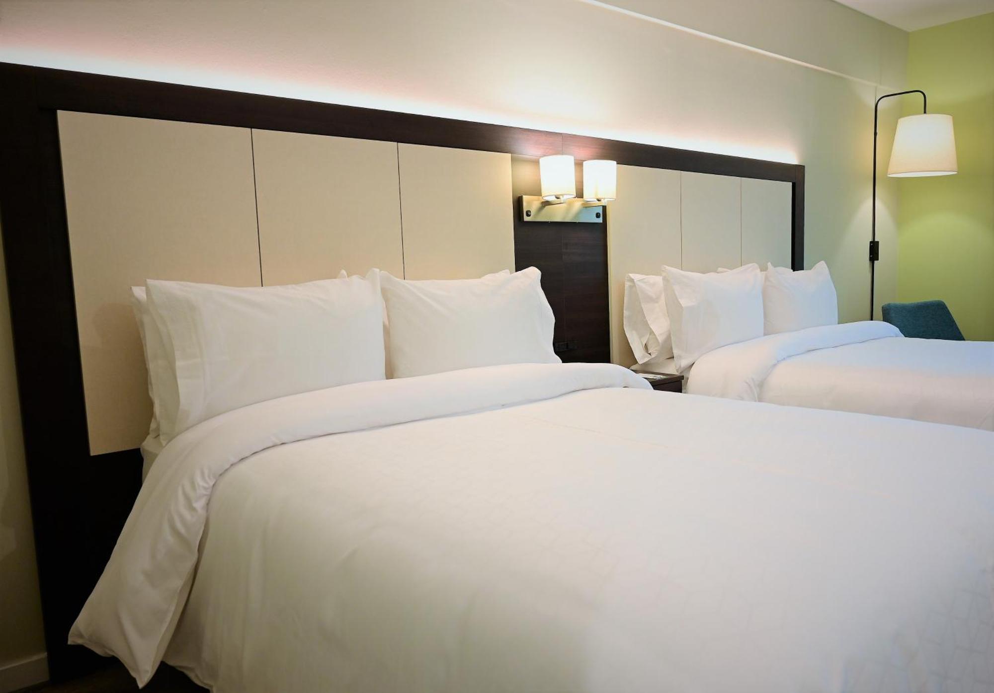 Standard Room,1698899212:JPEG
