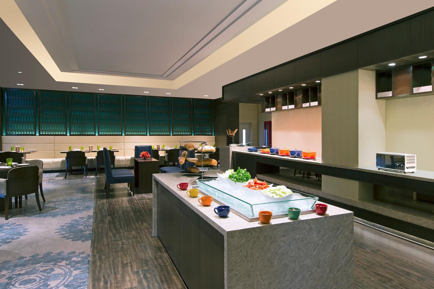 Sheraton Club-Twin Bed - Lounge access with 02hrs happy hours