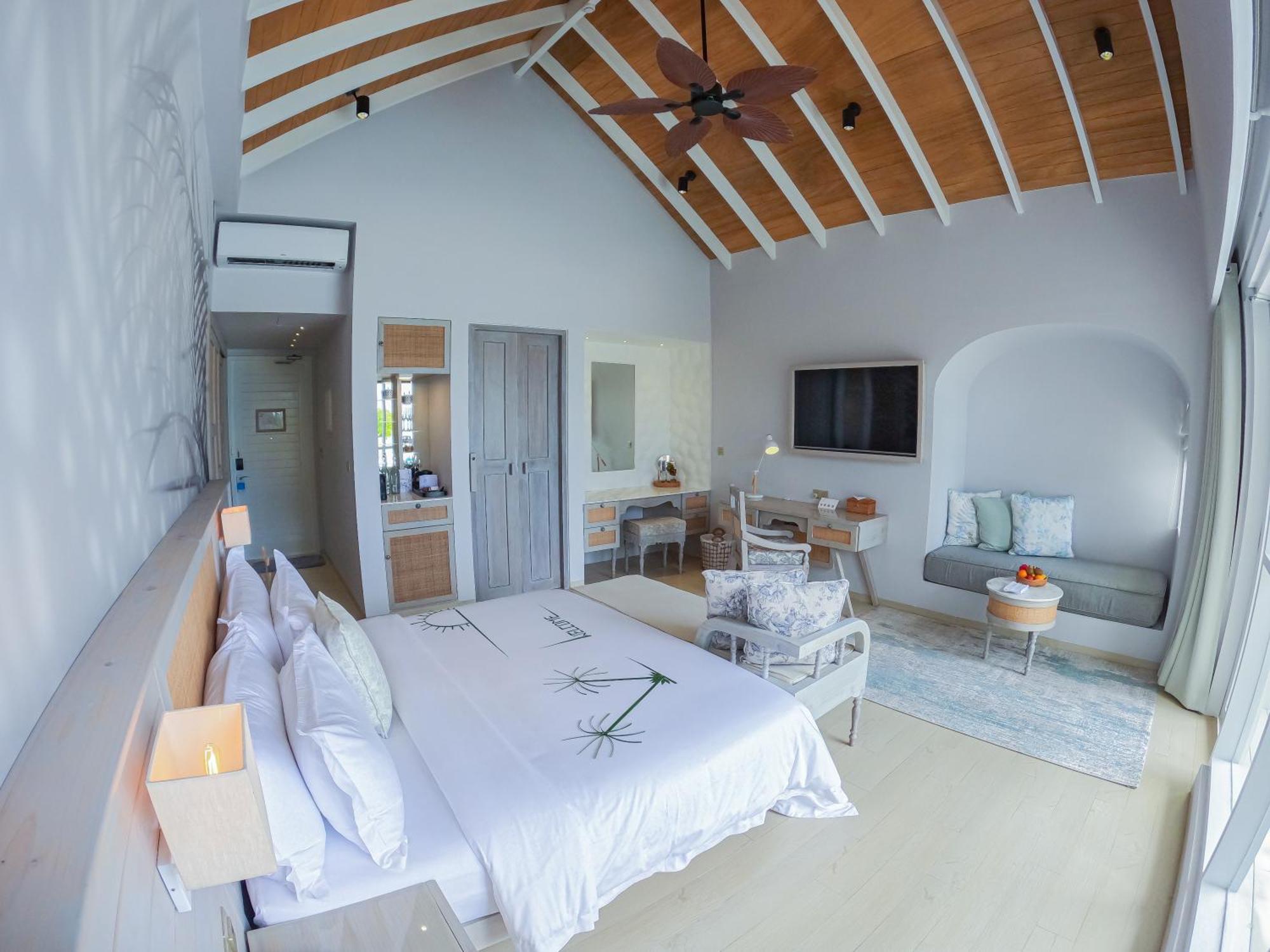 Sunrise Beach Pool Villa