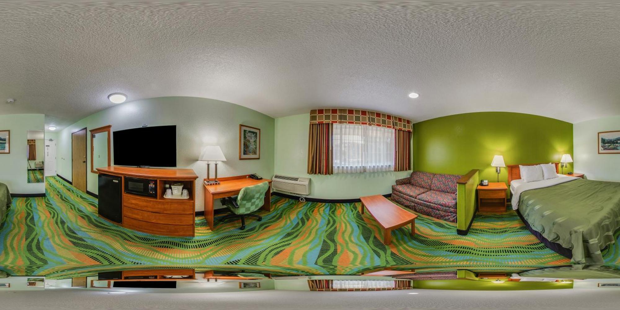 Queen Room