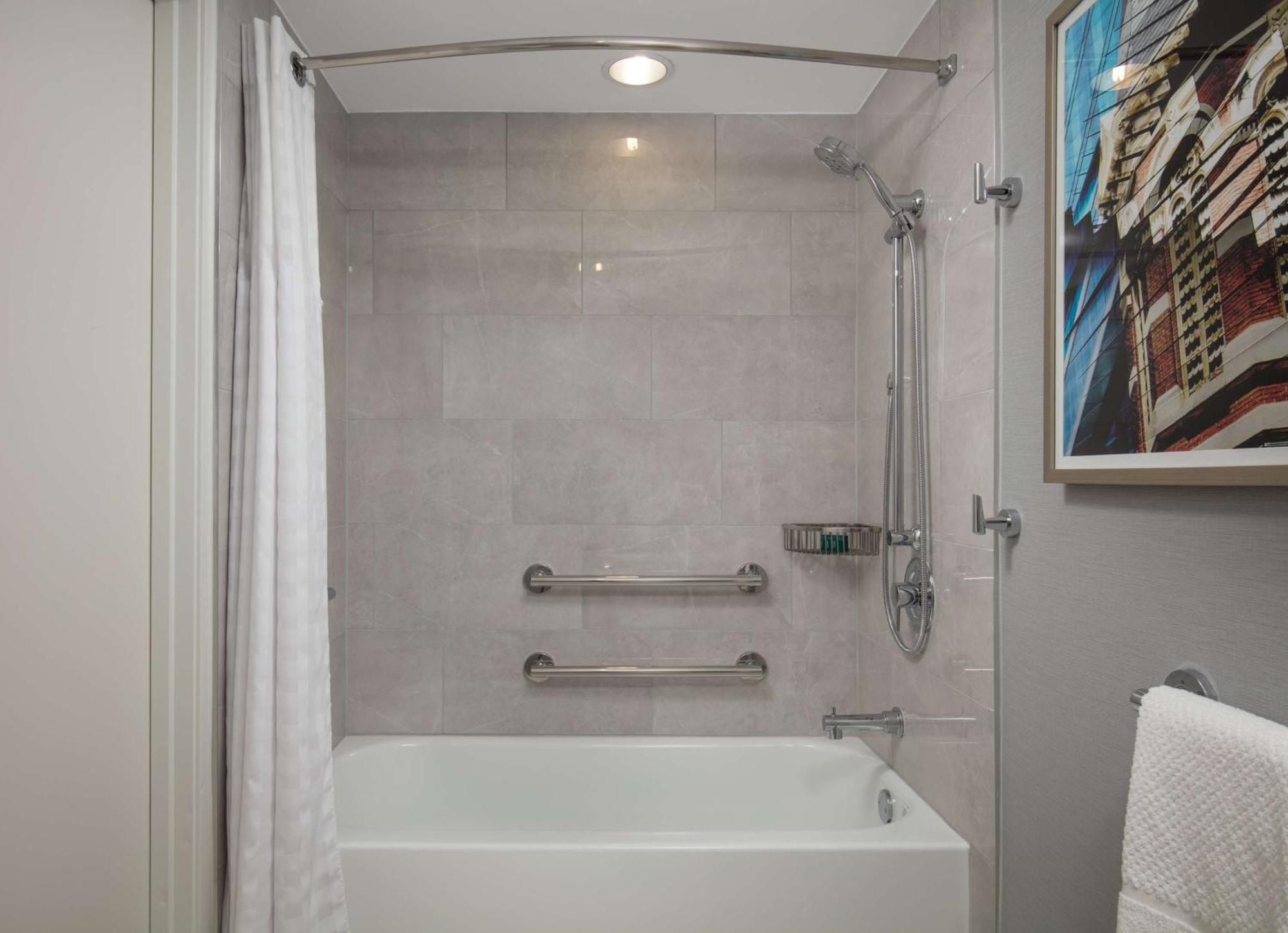 Double Room with Two Double Beds - Mobility Access