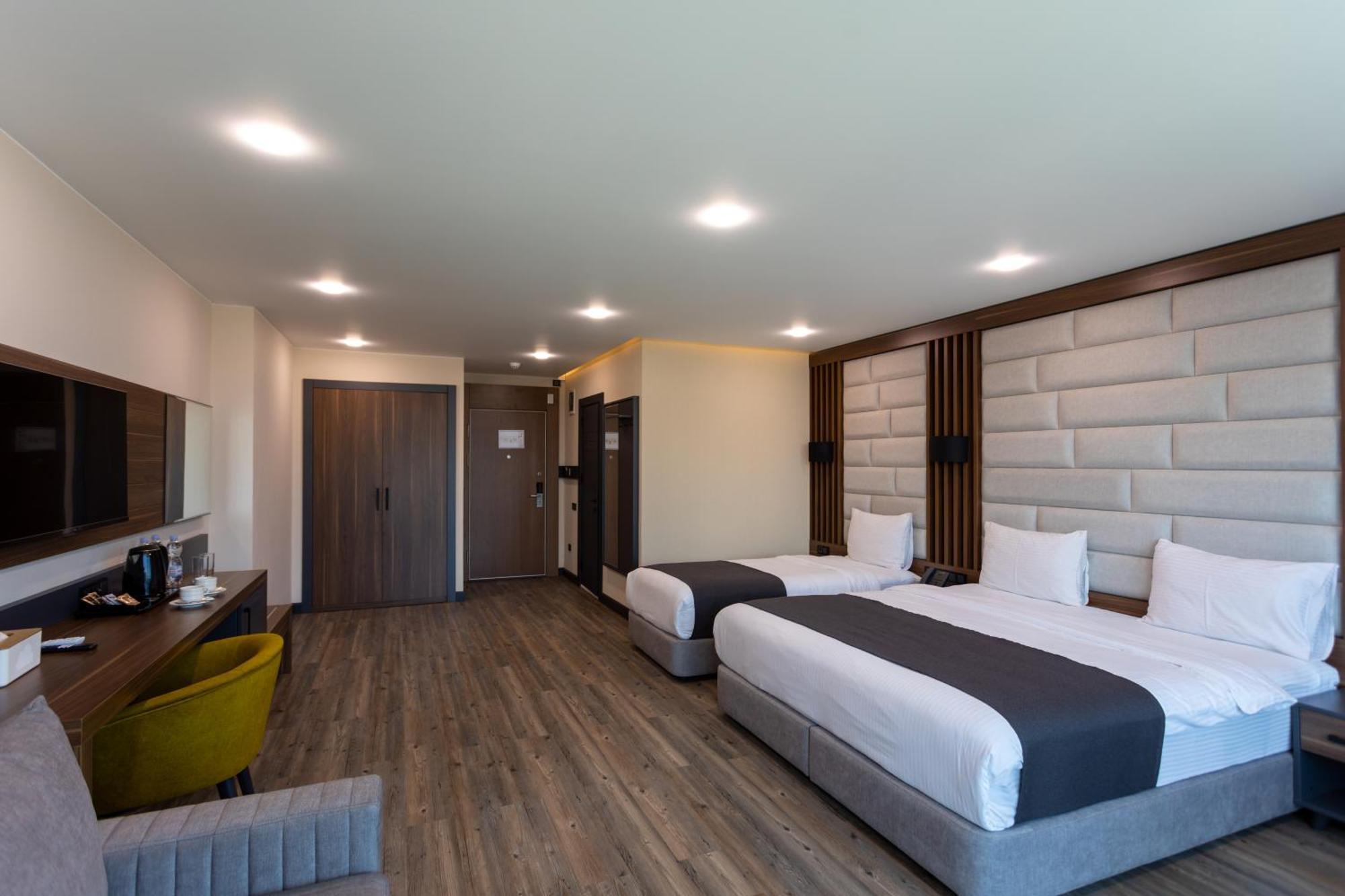 Superior Triple Room Sea View