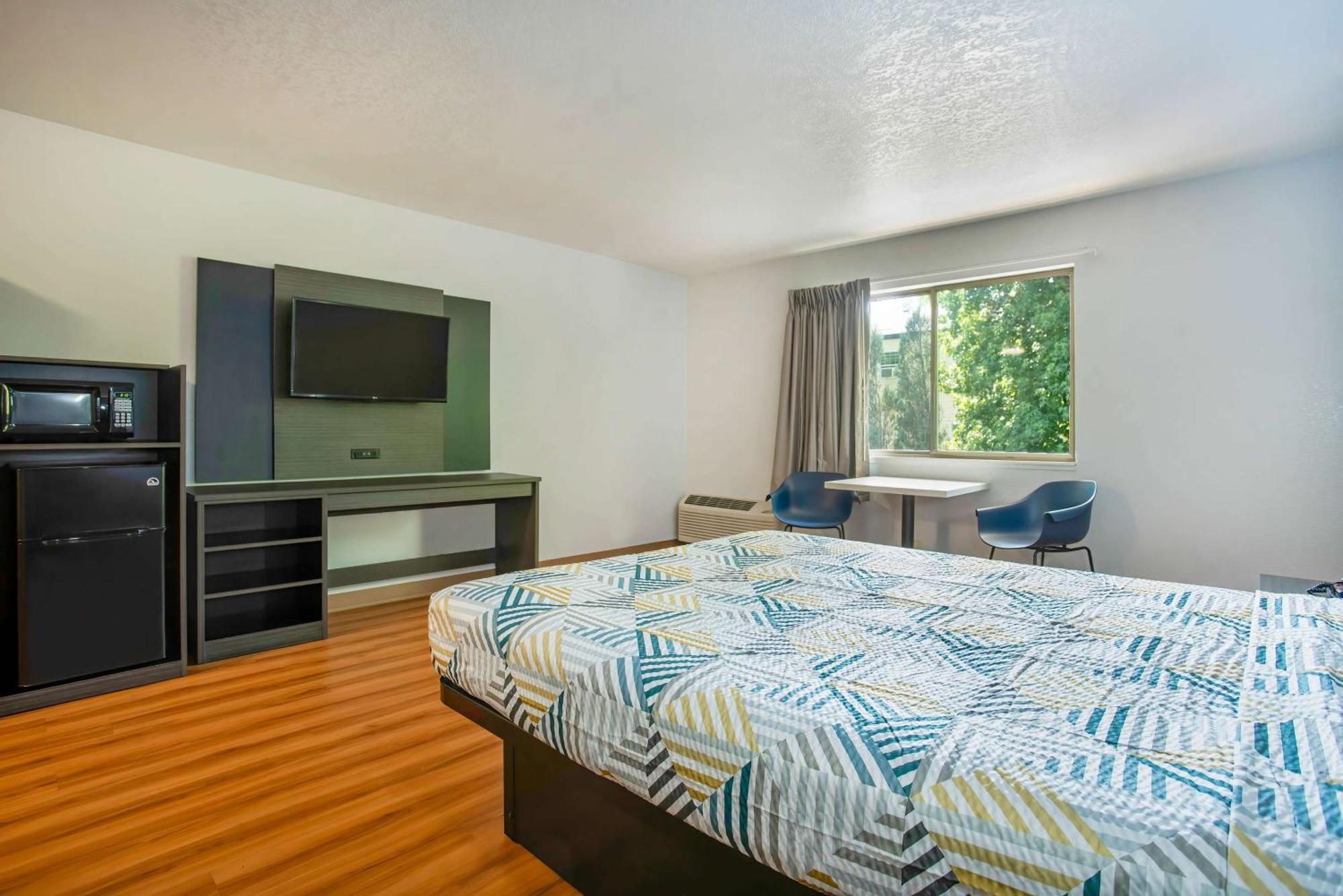 Premium Quadruple Room - Non-Smoking