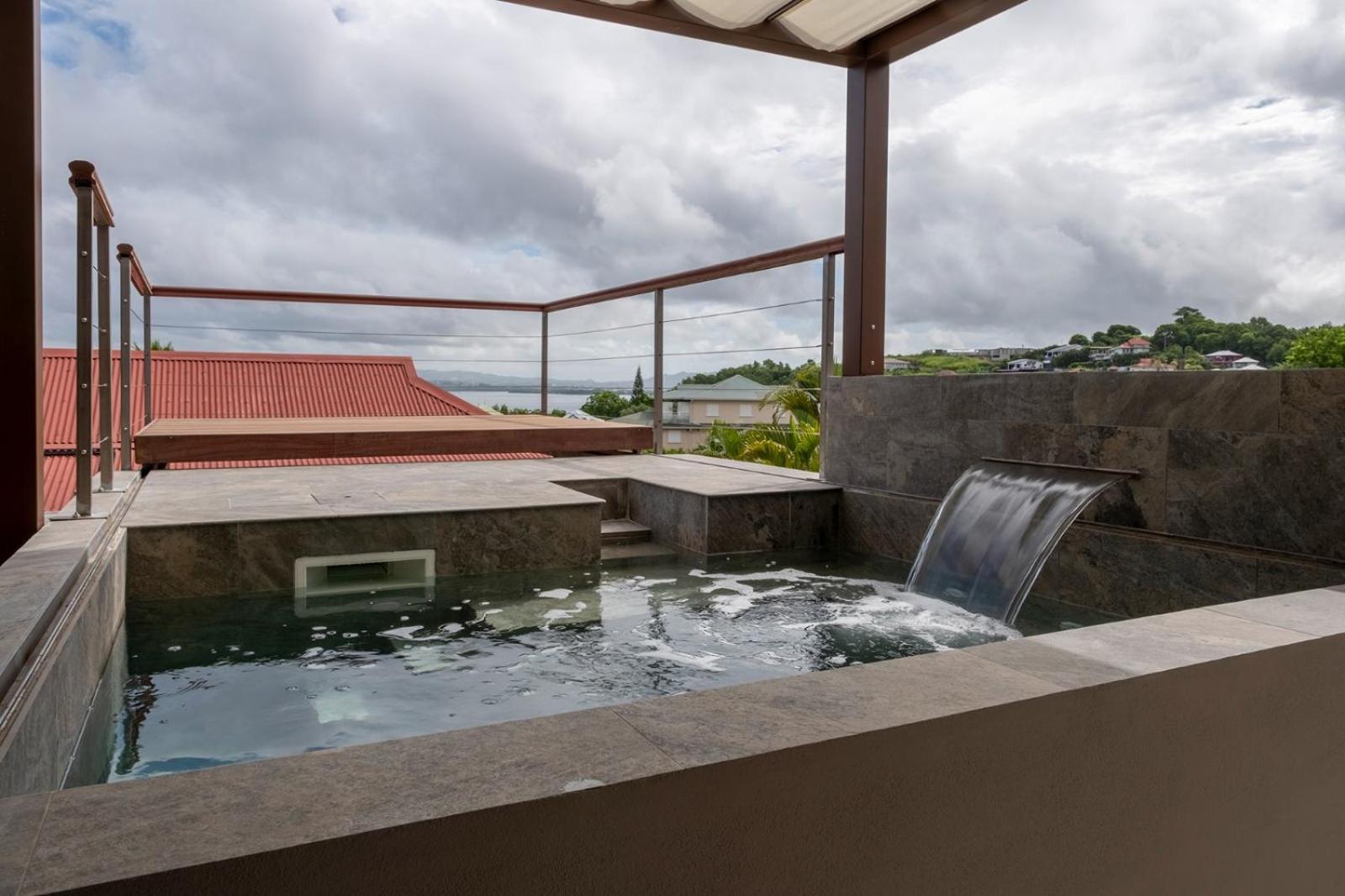 Villa Grand Luxe 2 Chambres avec Bac à Punch Privatif