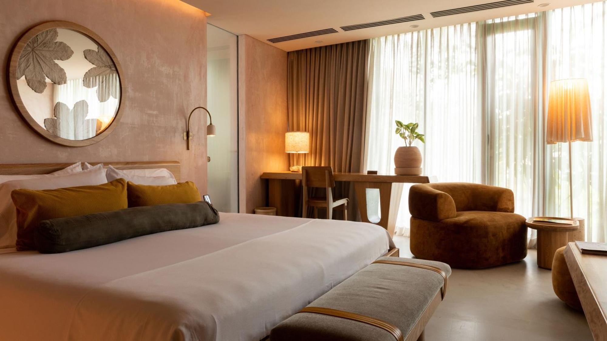 Junior Suite,1551274795:JPEG