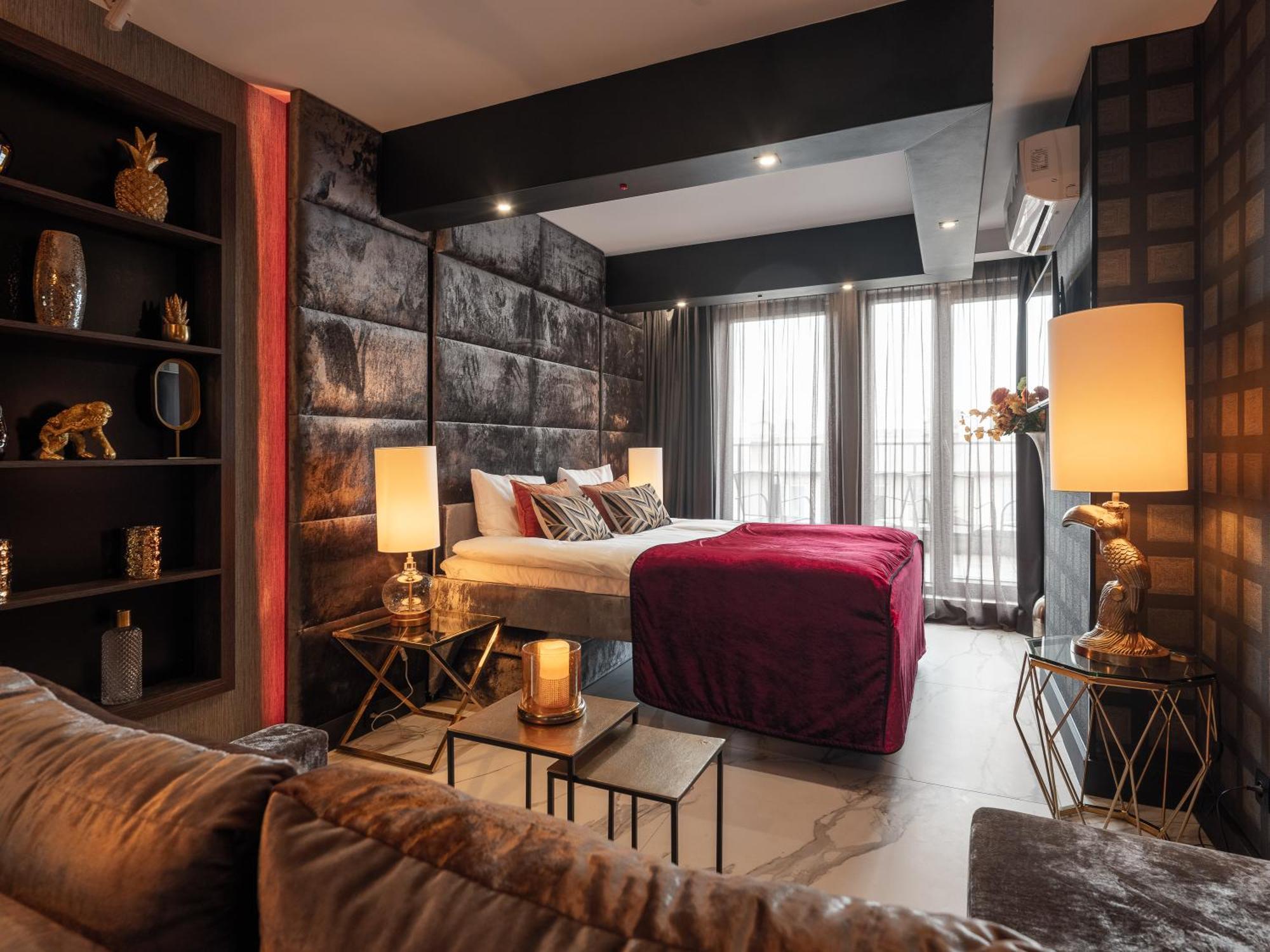 Penthouse Suite Jacuzzi