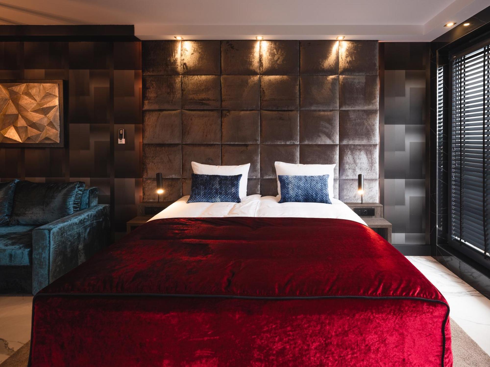 Penthouse Suite Jacuzzi
