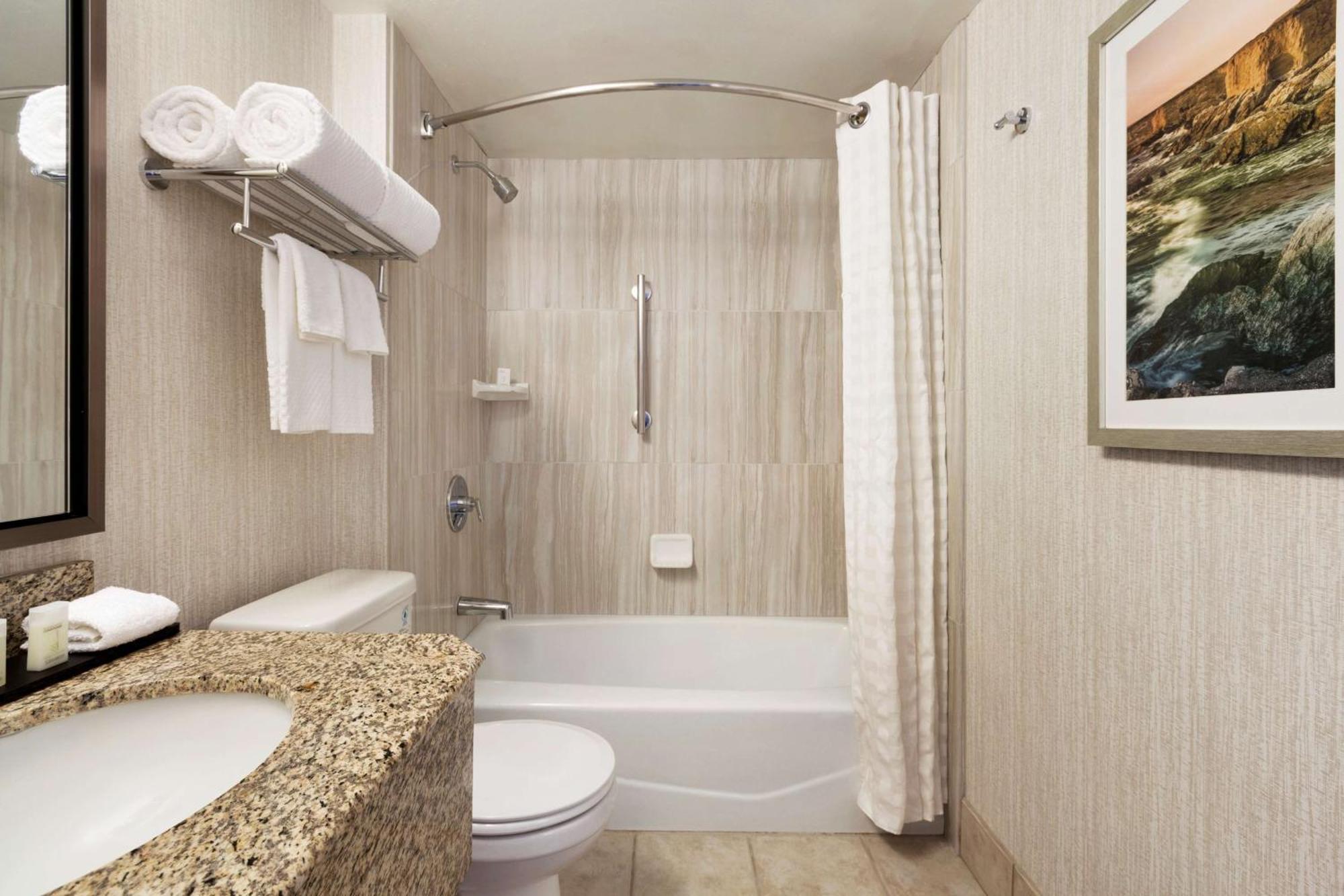 Executive Suite with two Queen Beds - Non-Smoking