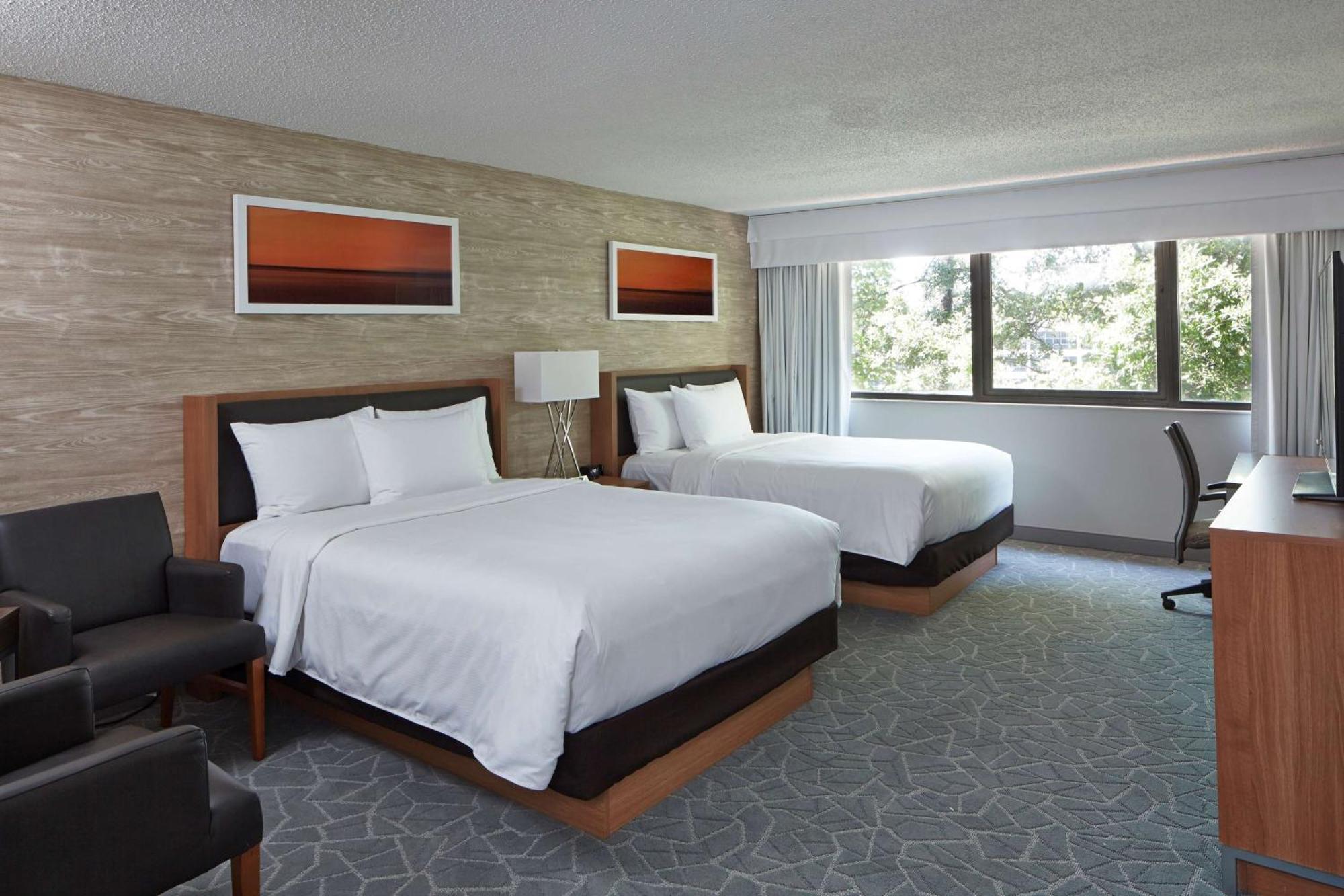Queen Room Two Queen Beds