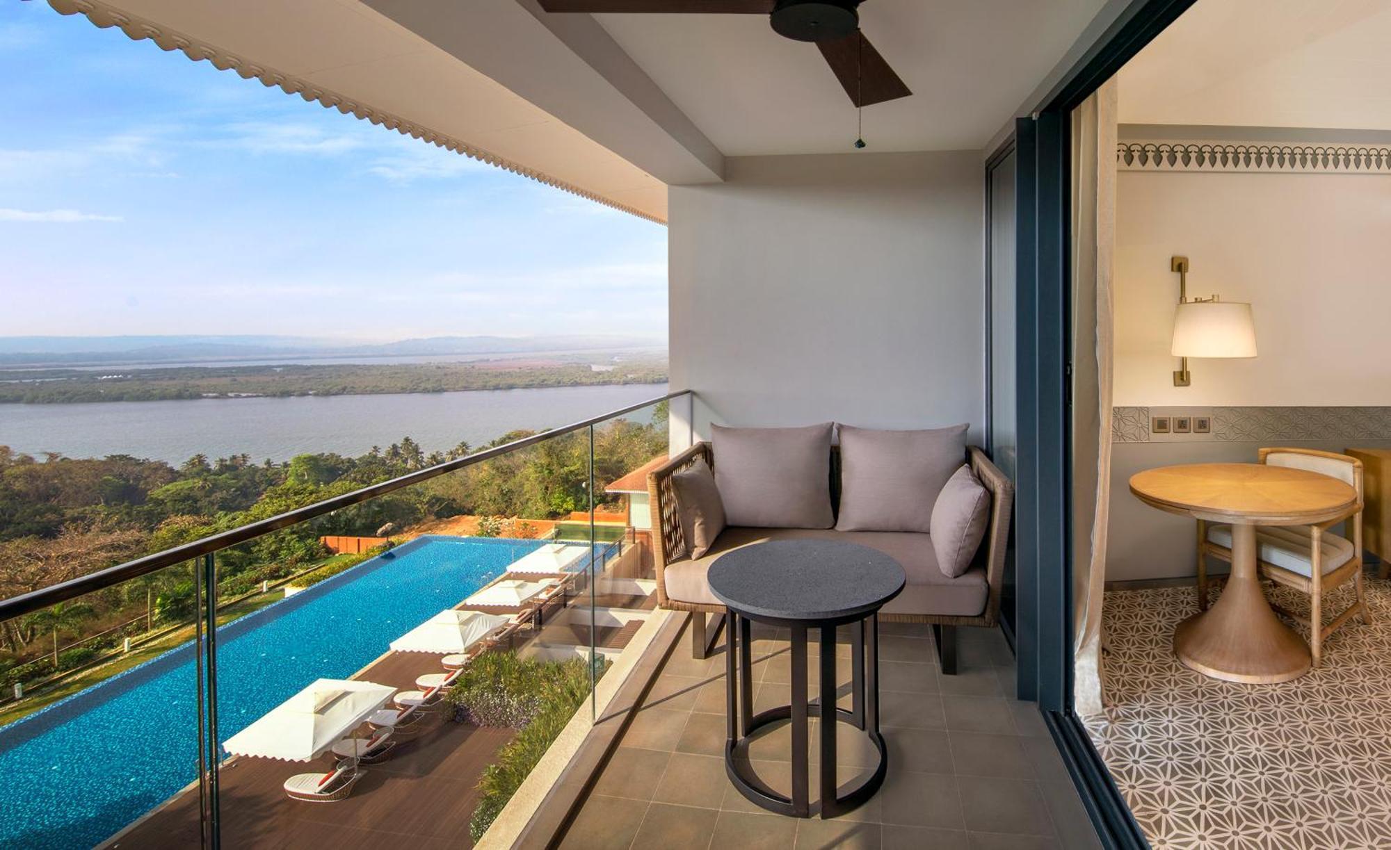 Deluxe Twin Room with Balcony and River View