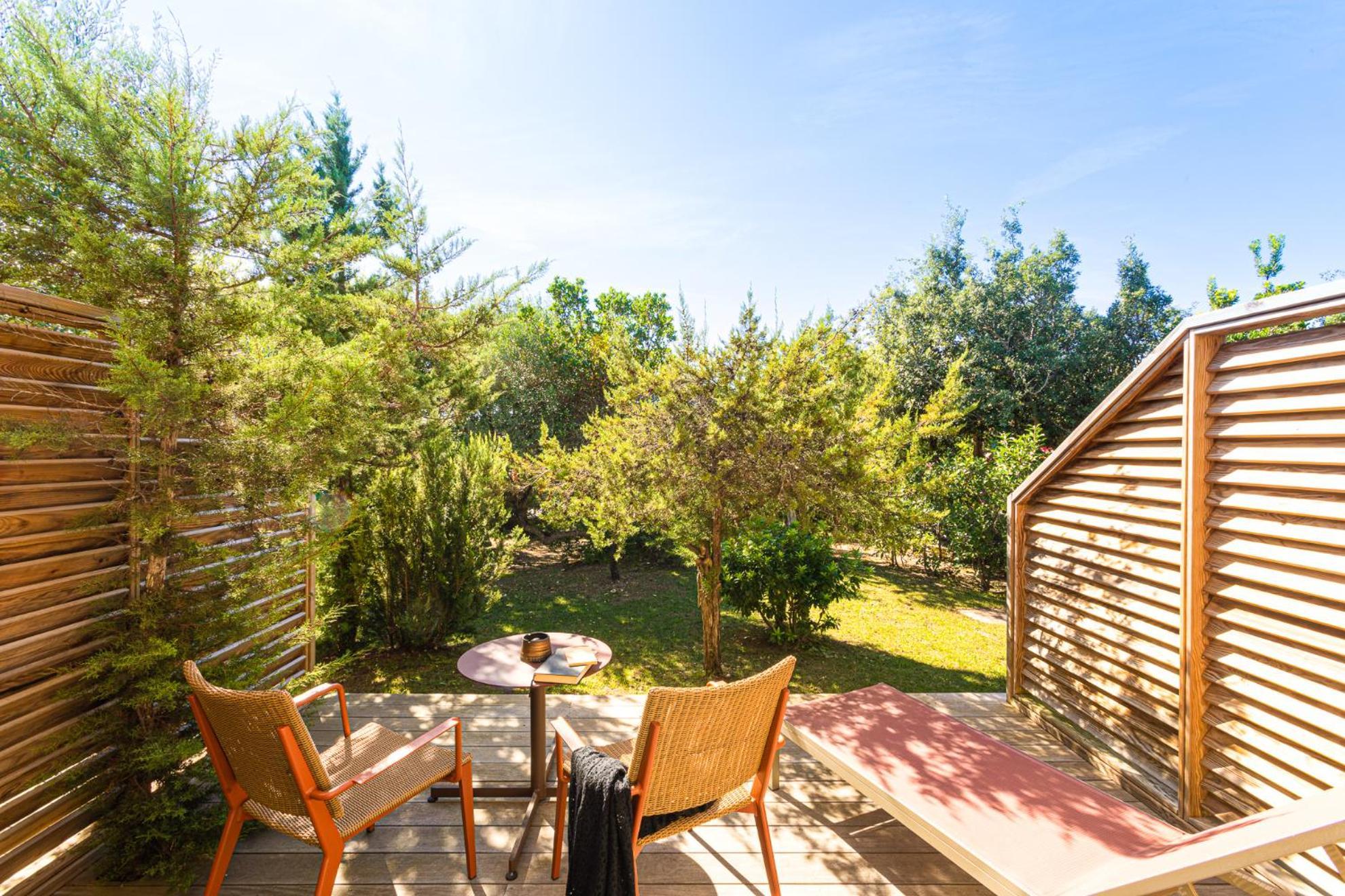 Deluxe Double Room with Garden View
