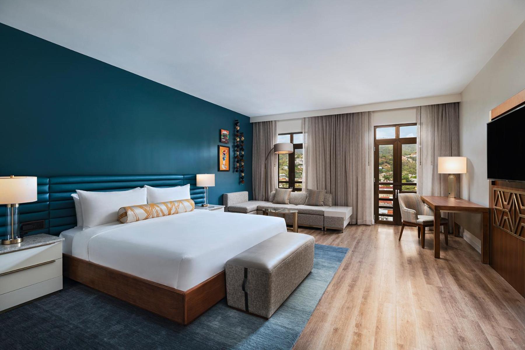 Brix Guest room with 1 King, Sofa bed