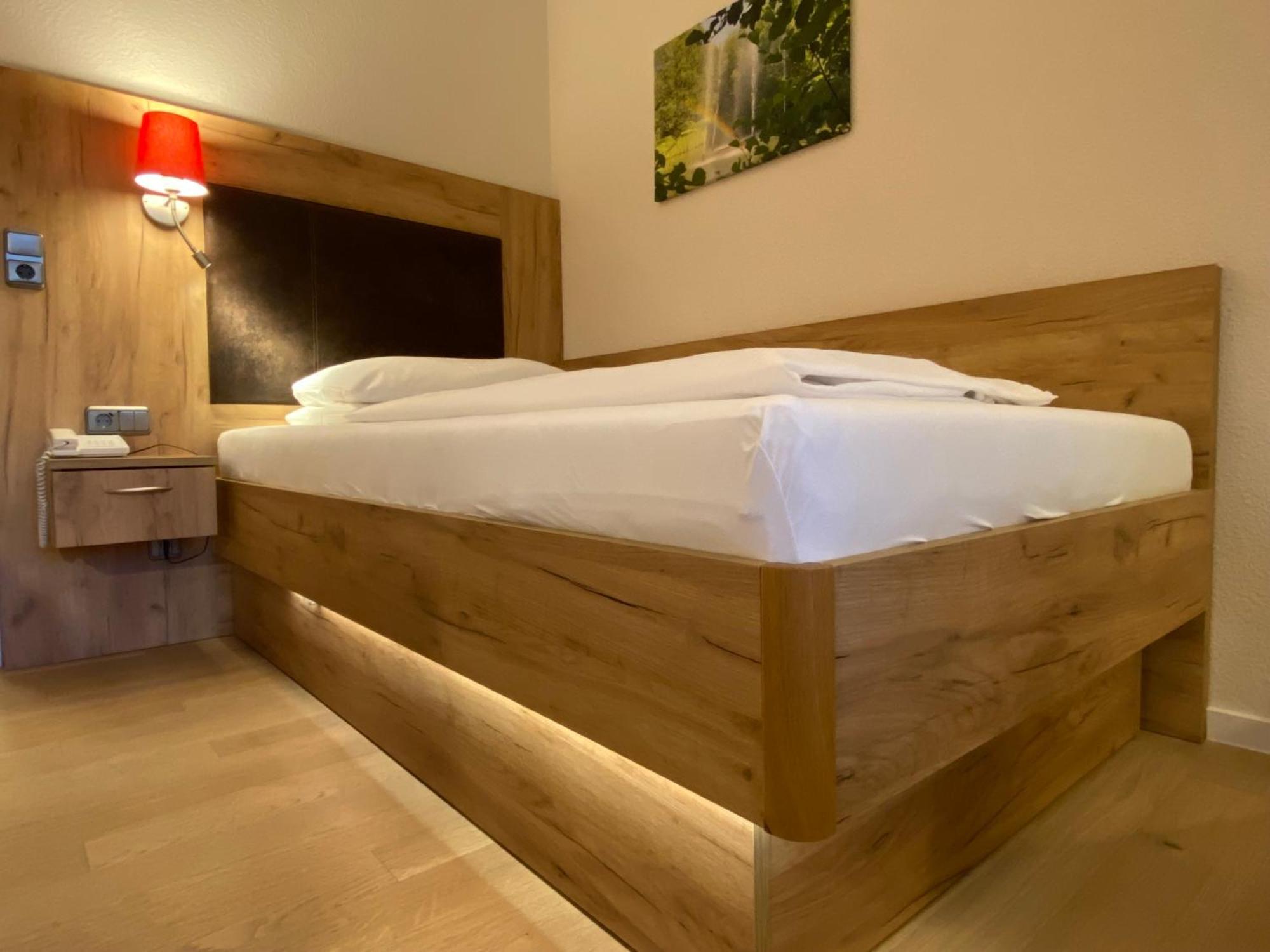 Standard Single Room,1553980132:JPEG