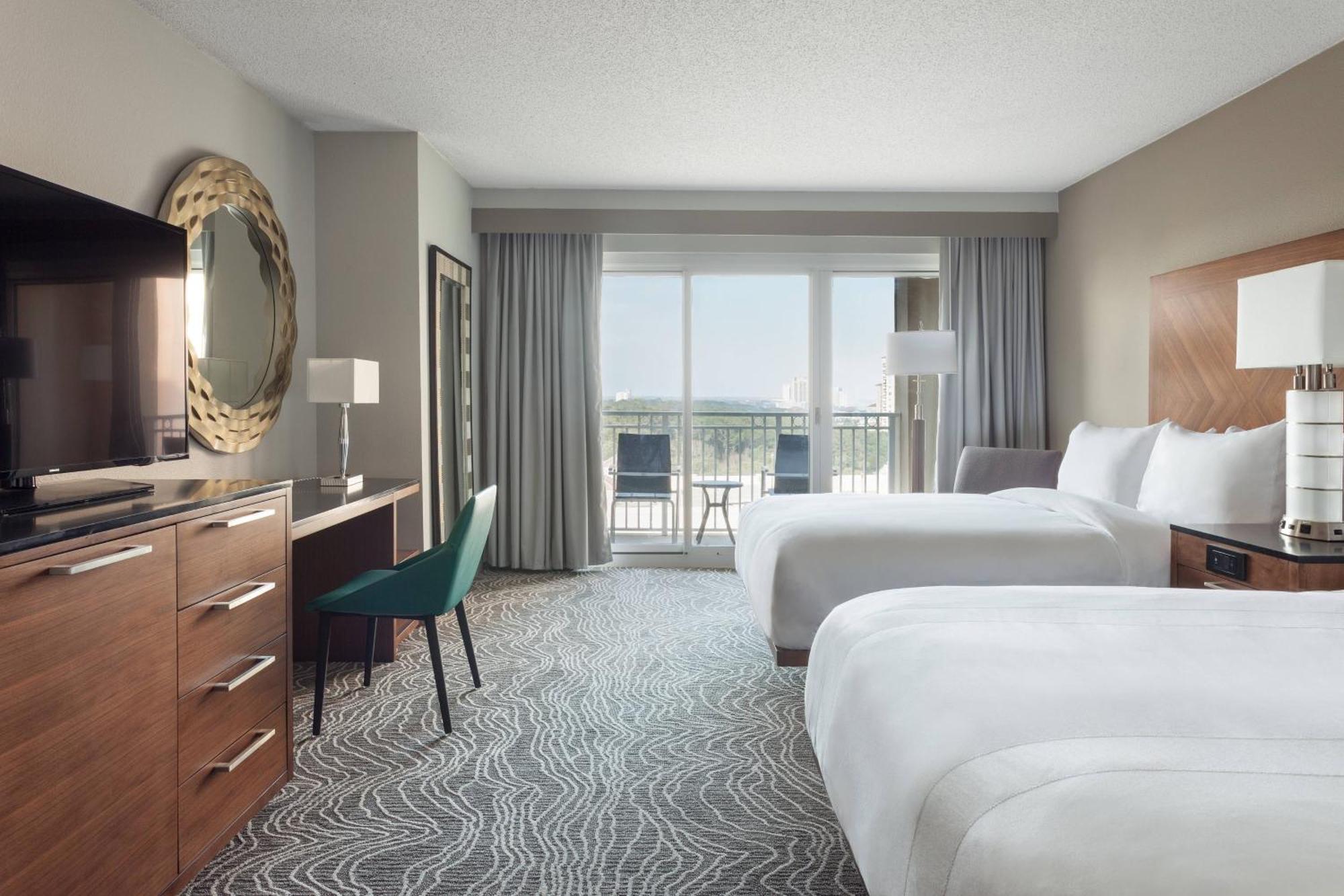 Guest room, 2 Queen, Oceanfront, Balcony