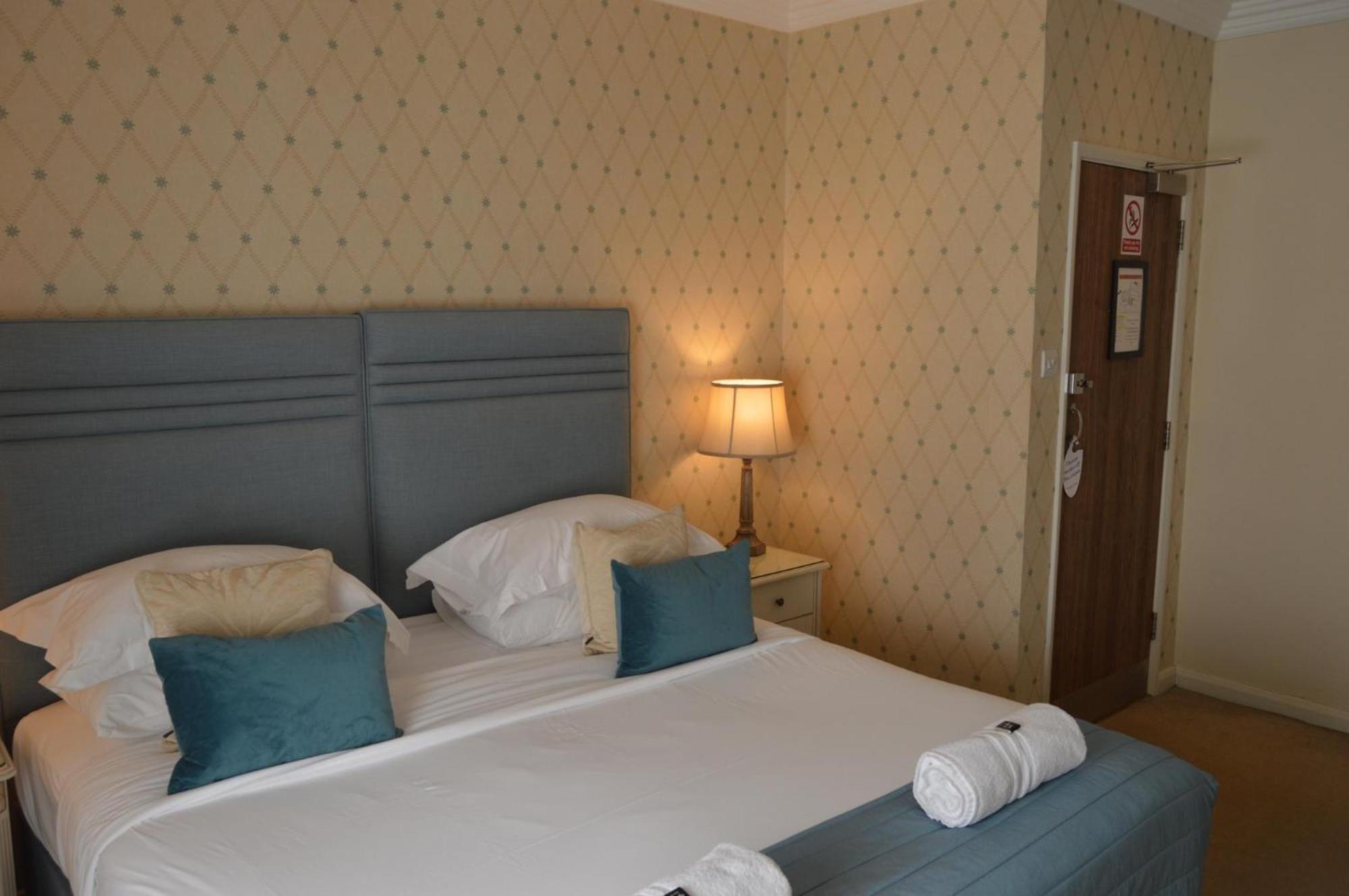 Deluxe Double or Twin Room,1555371322:JPEG