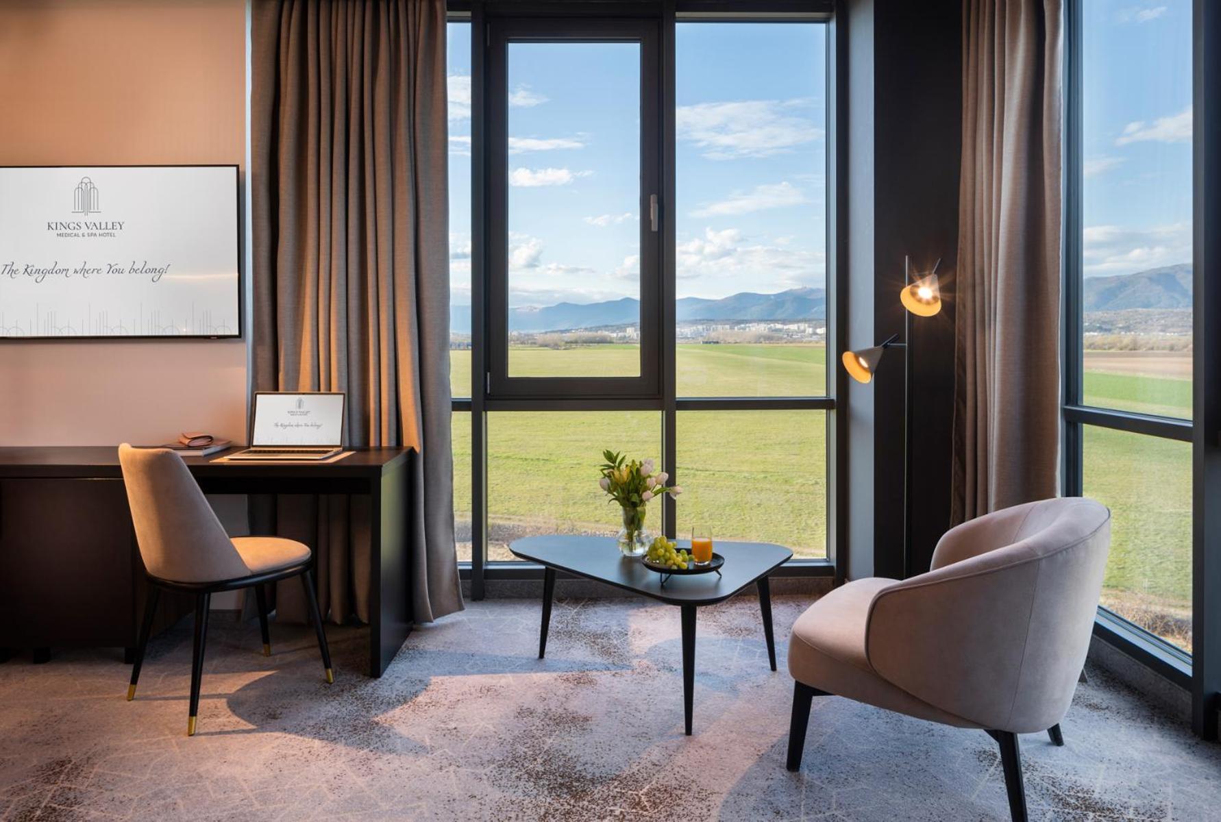 Deluxe Twin Room