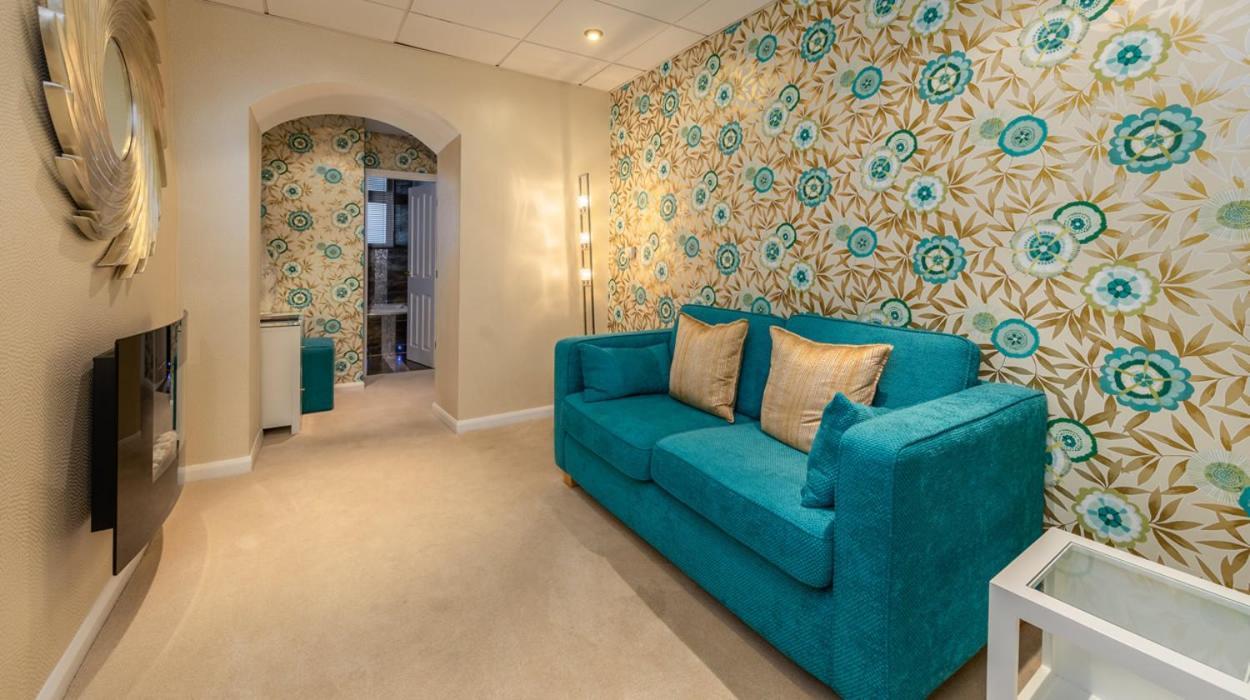 Deluxe Room 18