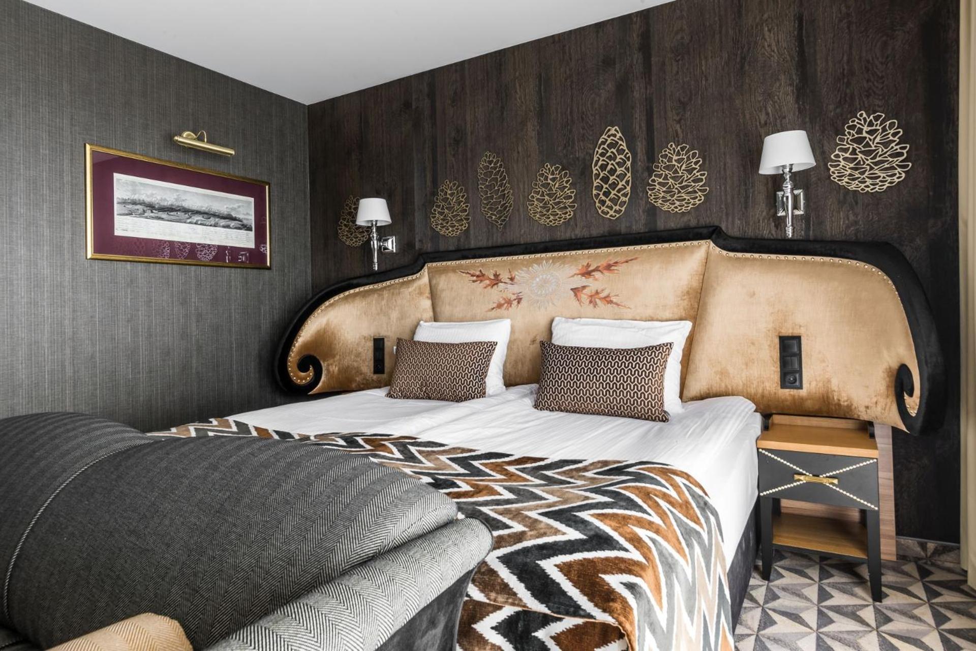 Deluxe Double or Twin Room