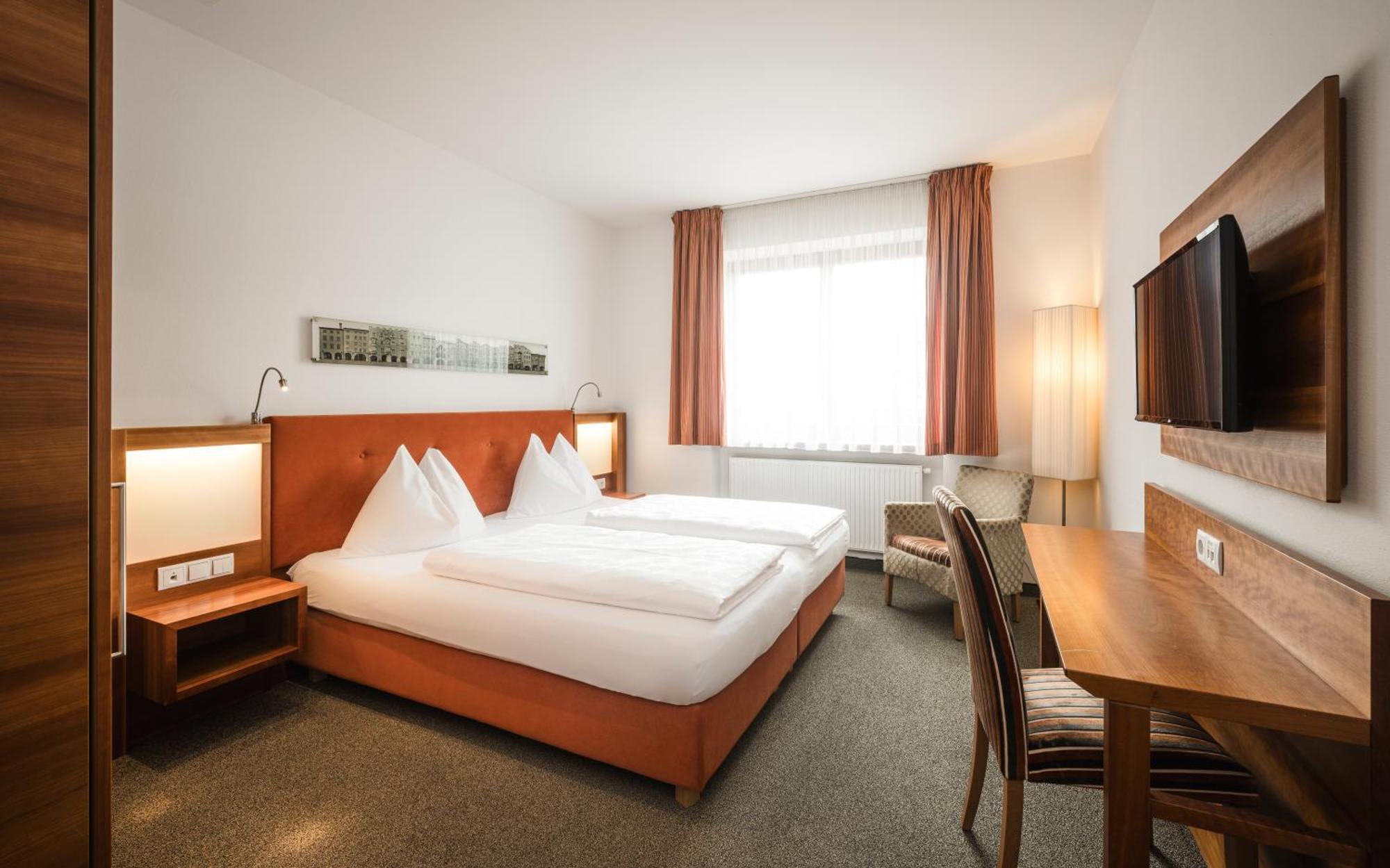 Double or Twin Room,1559639569:JPEG