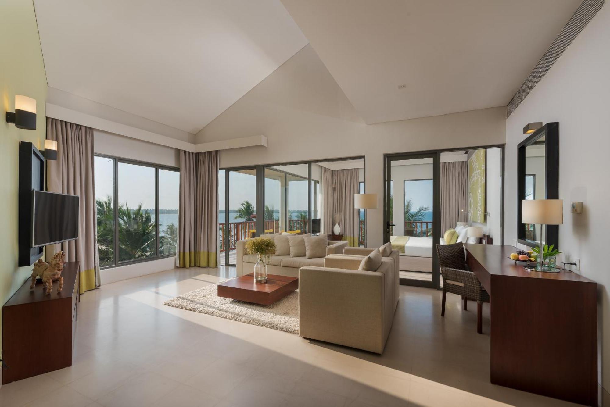 Deluxe Family Suite
