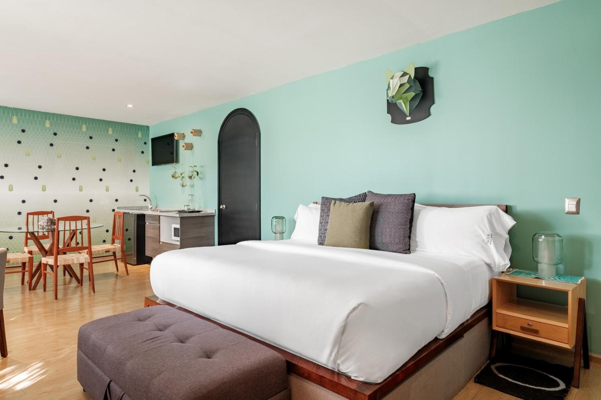 Master Suite,1568462078:JPEG