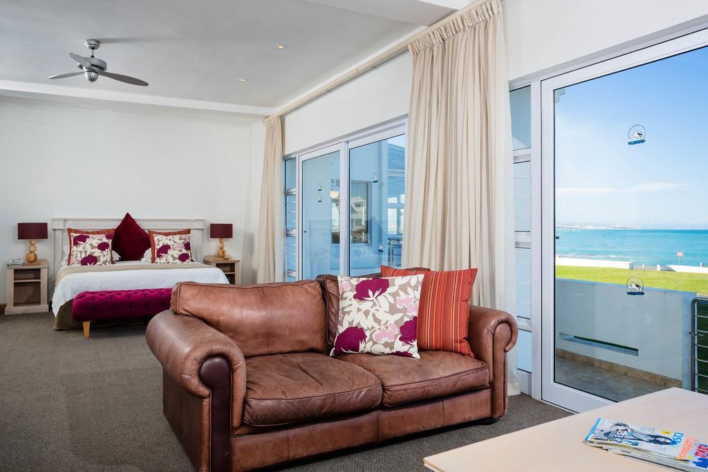 Deluxe Doppelzimmer mit Terrasse und Meerblick