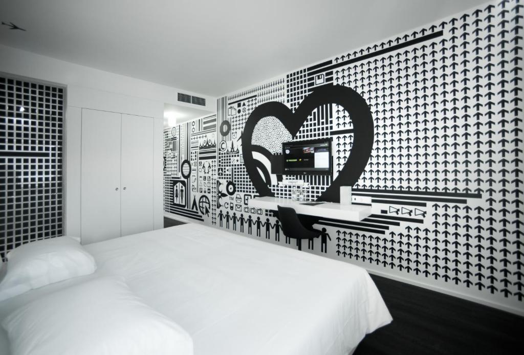 Double or Twin Room River View