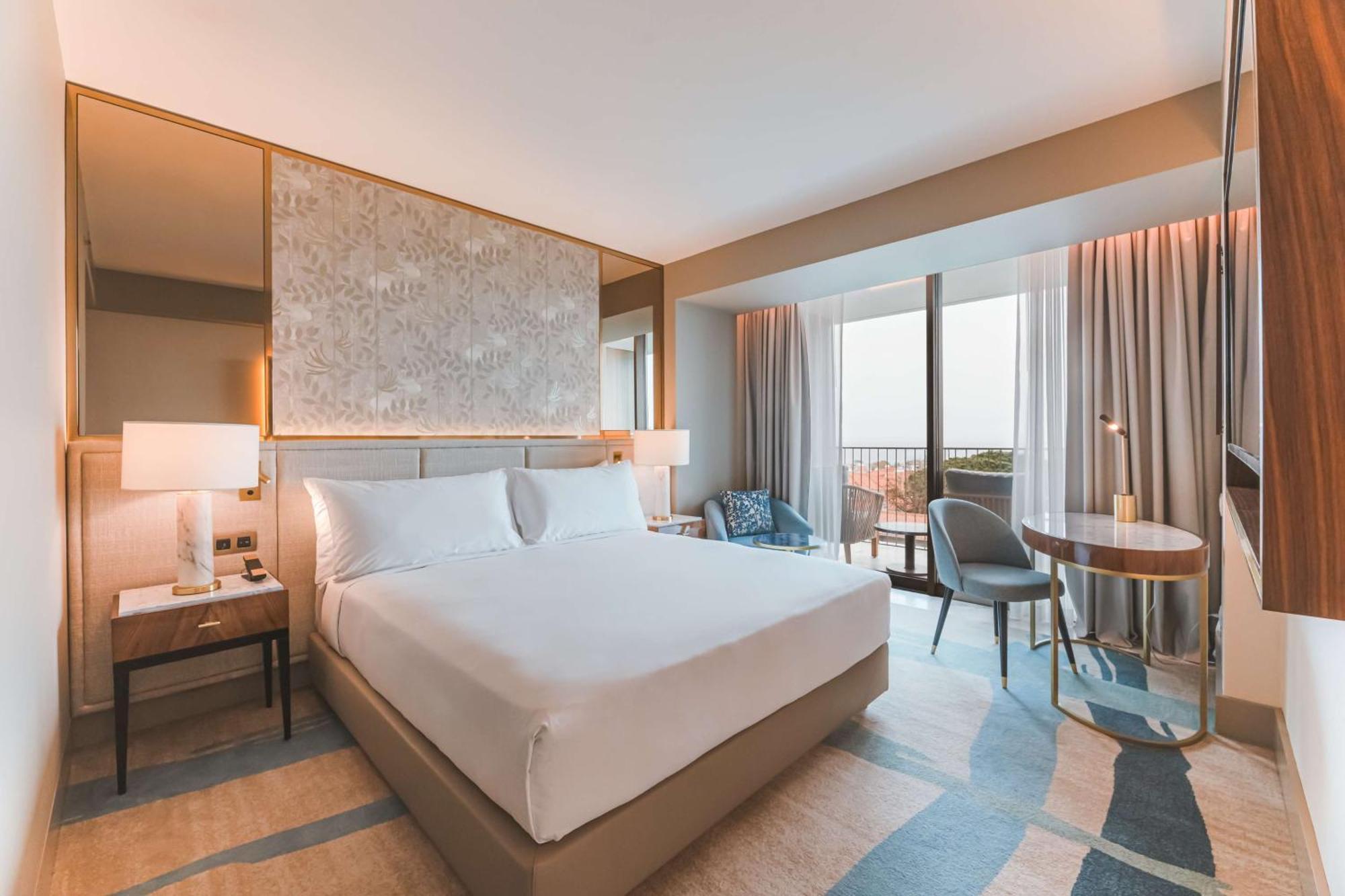 Quarto King Premium Cascais com Varanda e Vista Mar