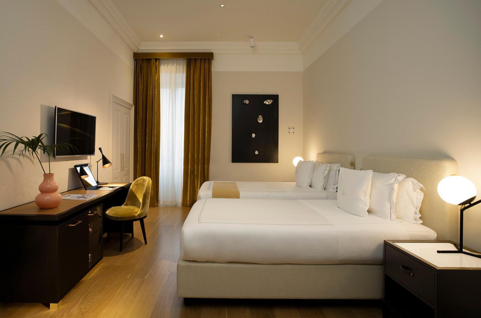 Luxury Triple Room,1580244646:JPEG
