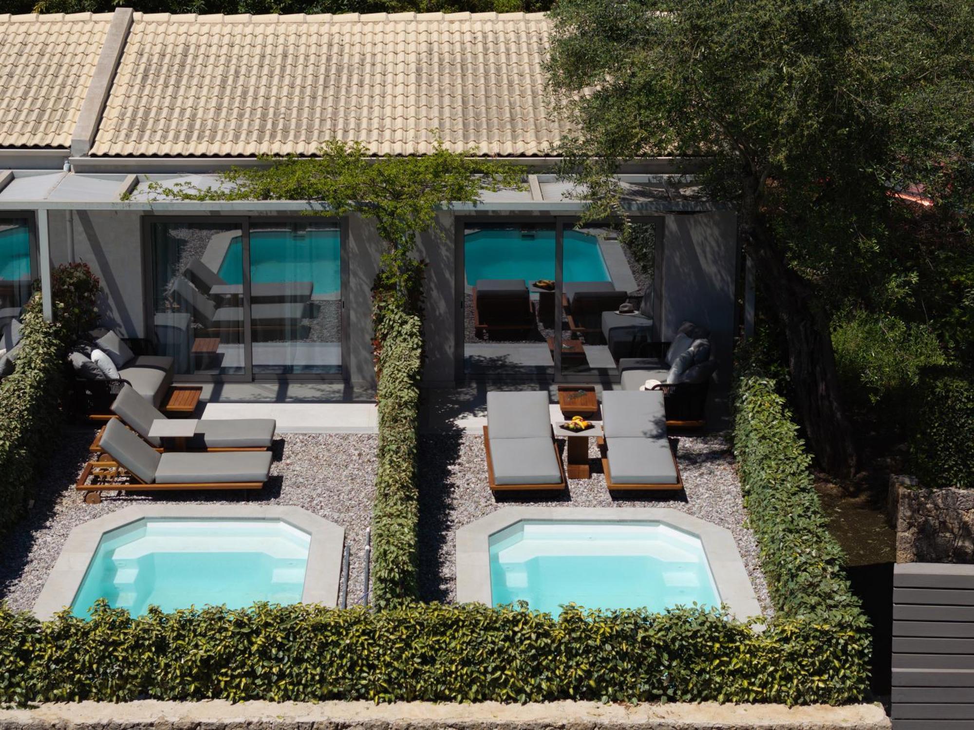 Deluxe Garden View with Private Pool