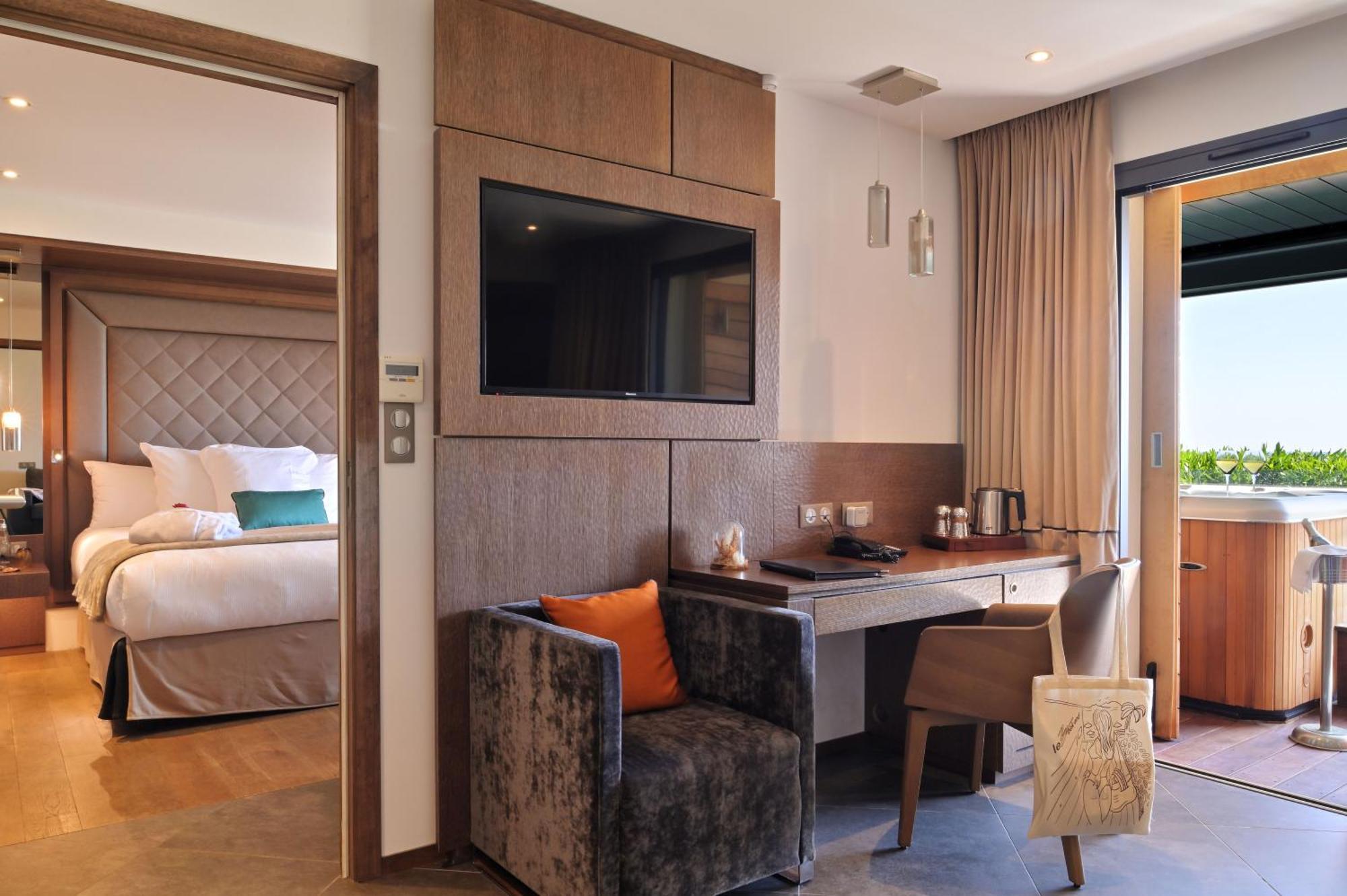 Superior Suite with Sea View