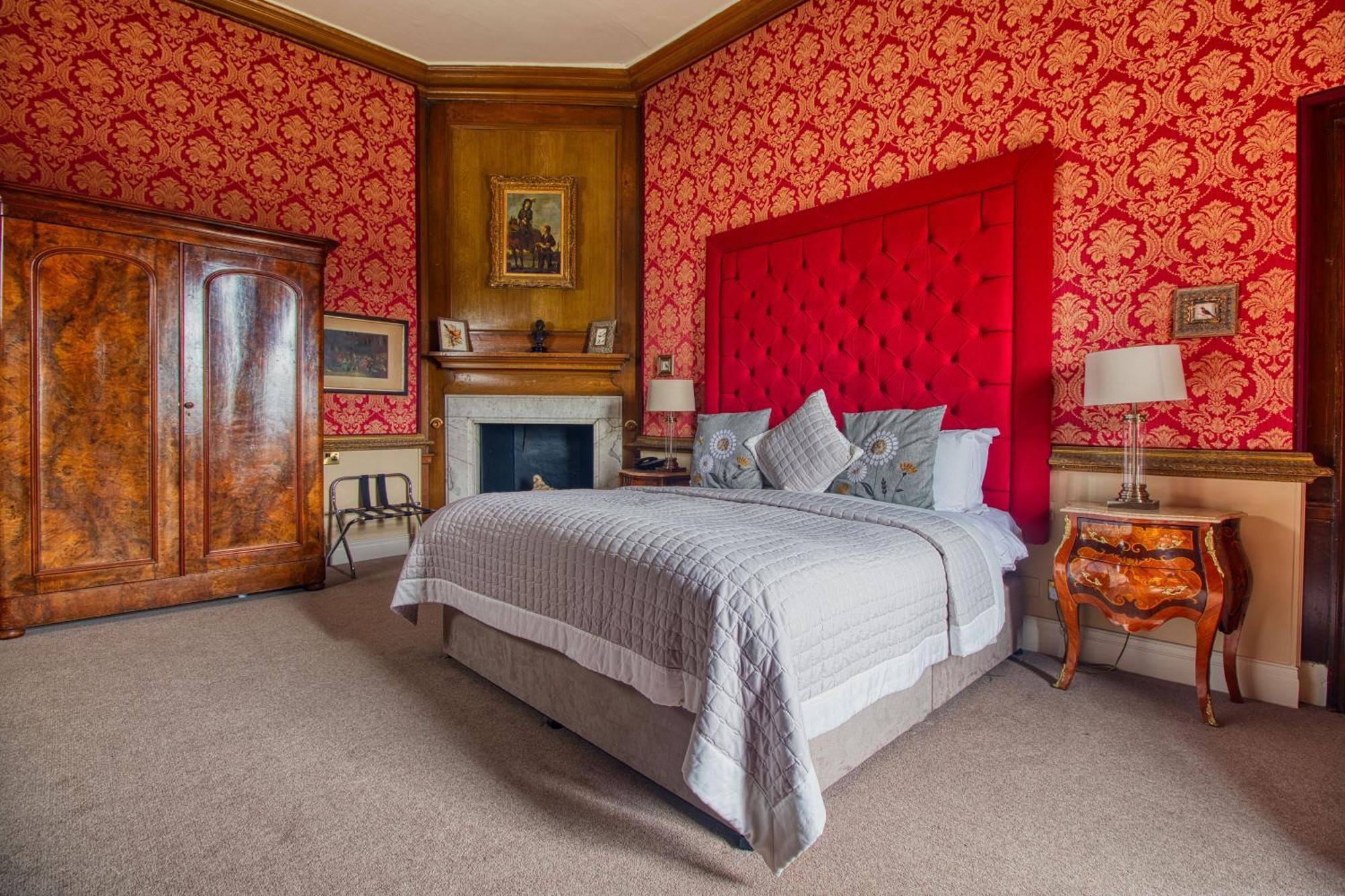 Bishops Suite