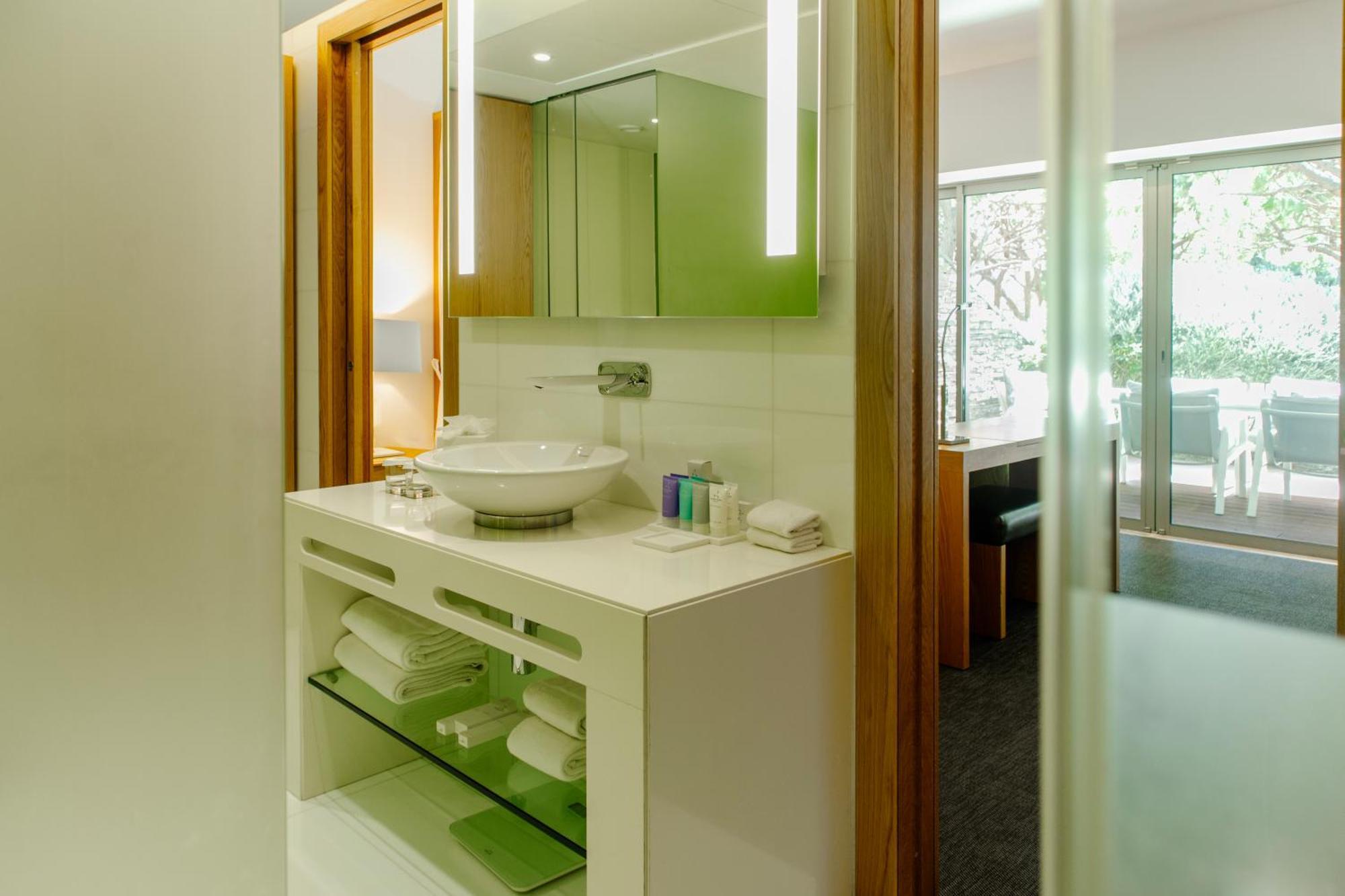 Deluxe Suite – Garden View,1765876573:JPEG