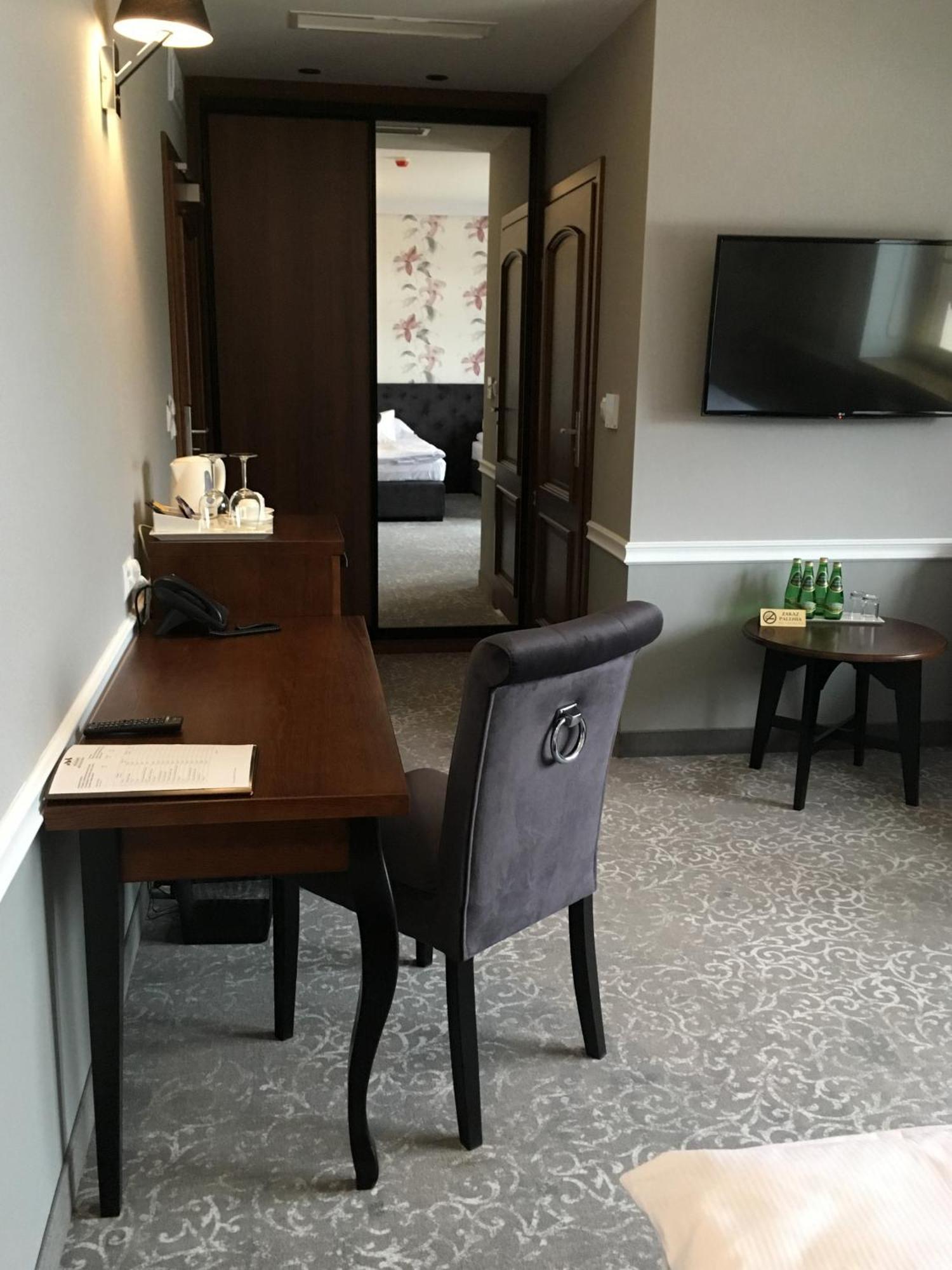Large Double or Twin Room