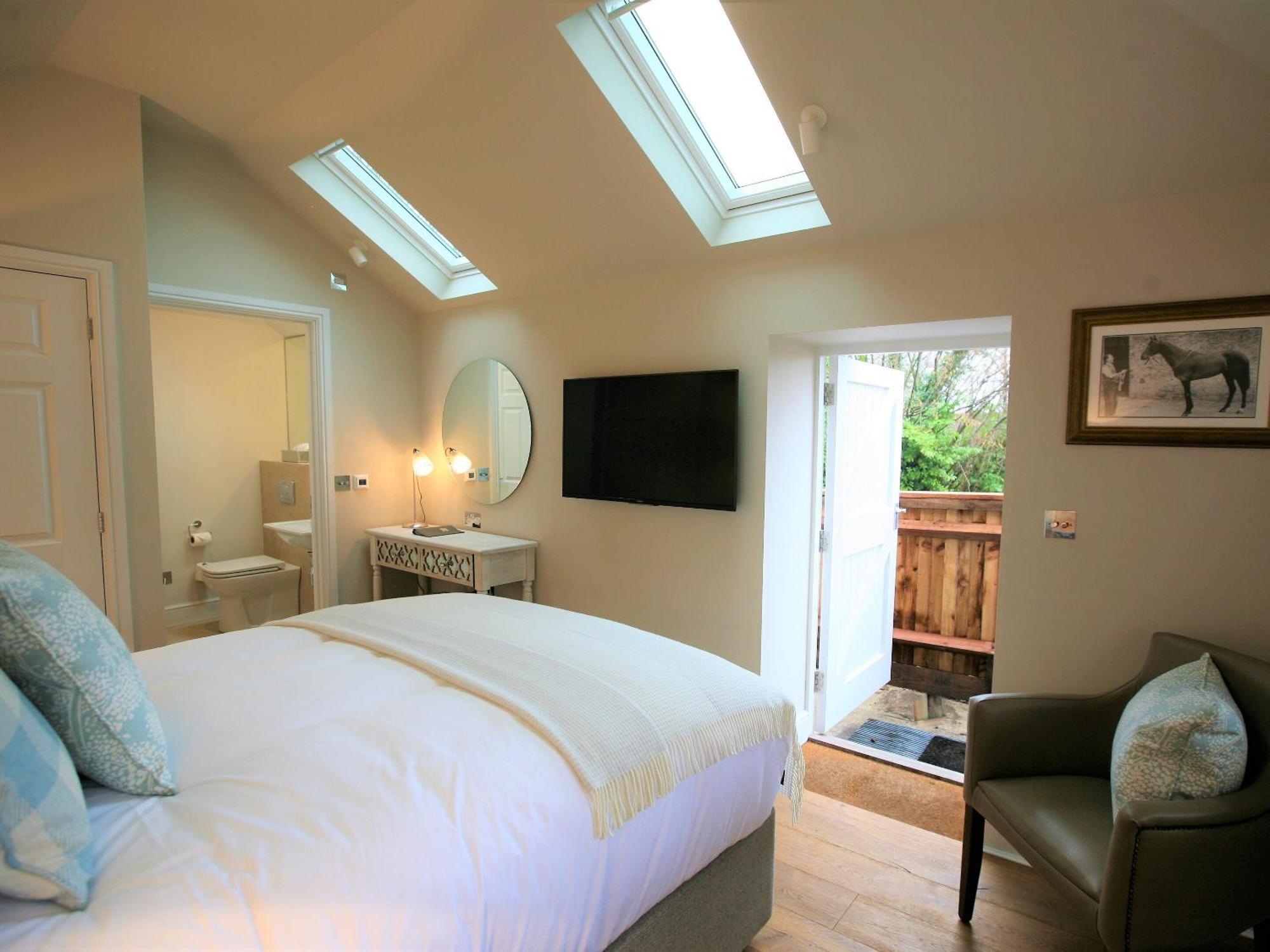 Double Room with Private Bathroom