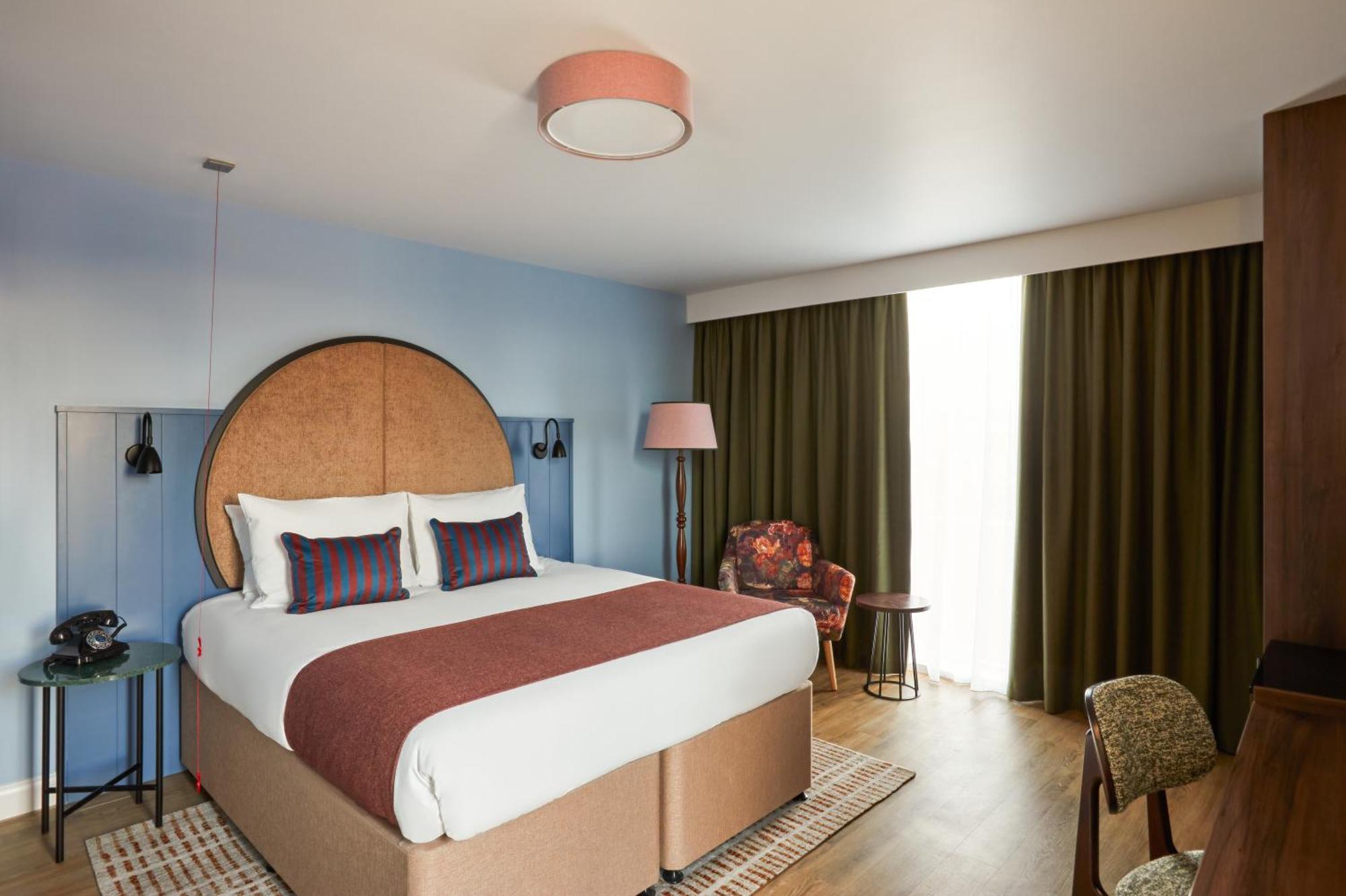 Premium King Room
