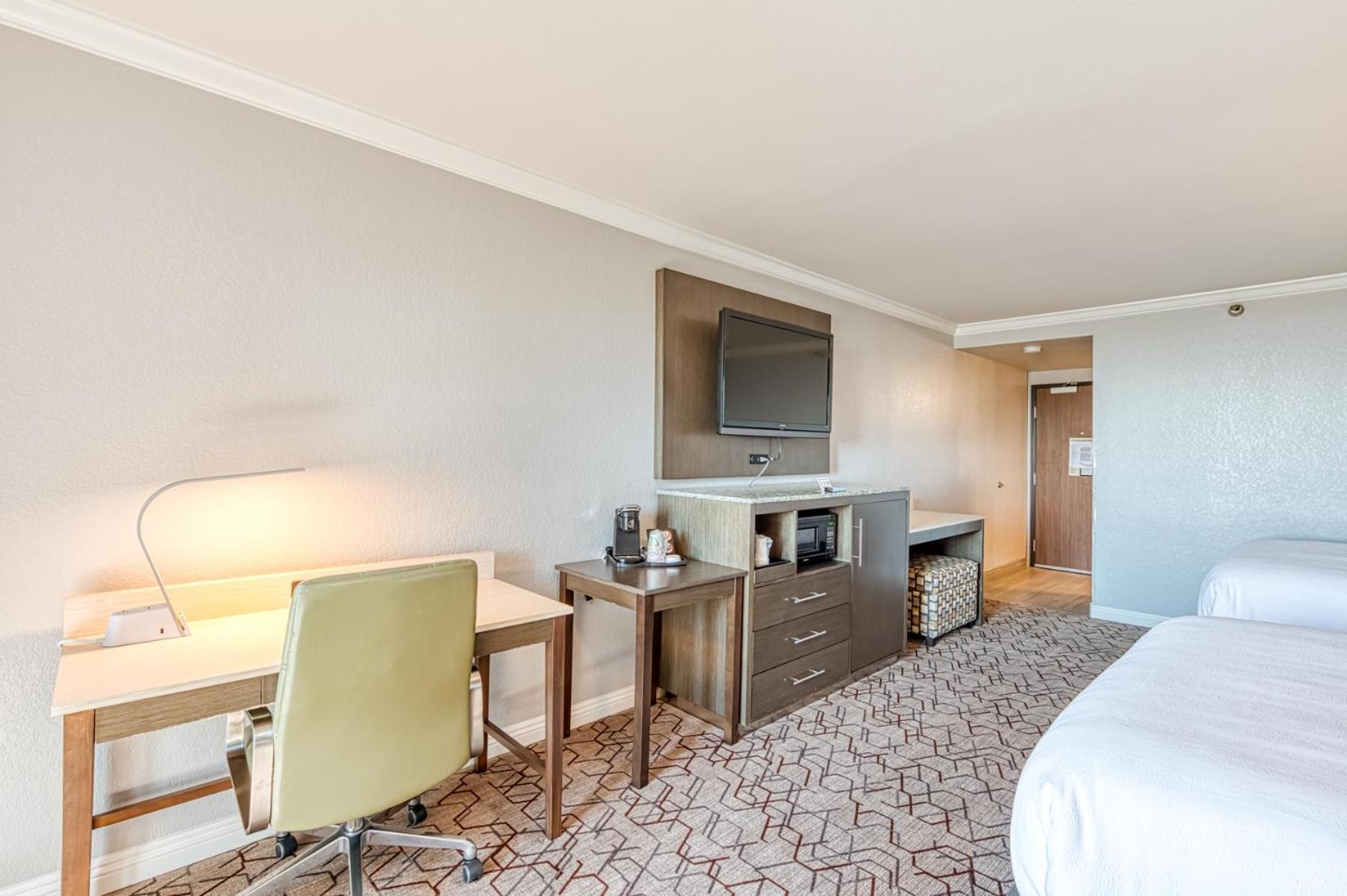 Standard Queen Room with Two Queen Beds with Balcony - Non Smoking