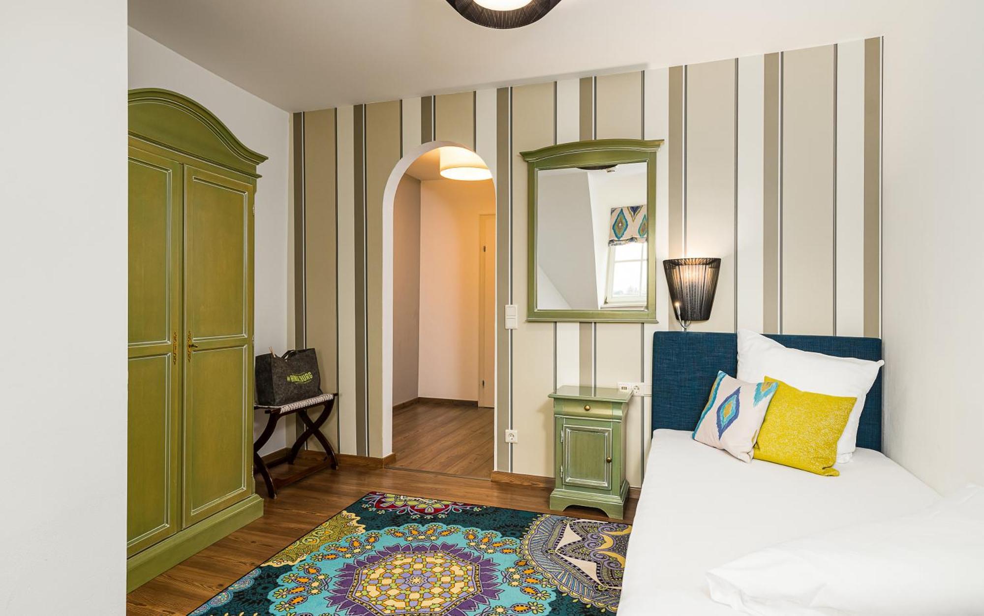 Single Room