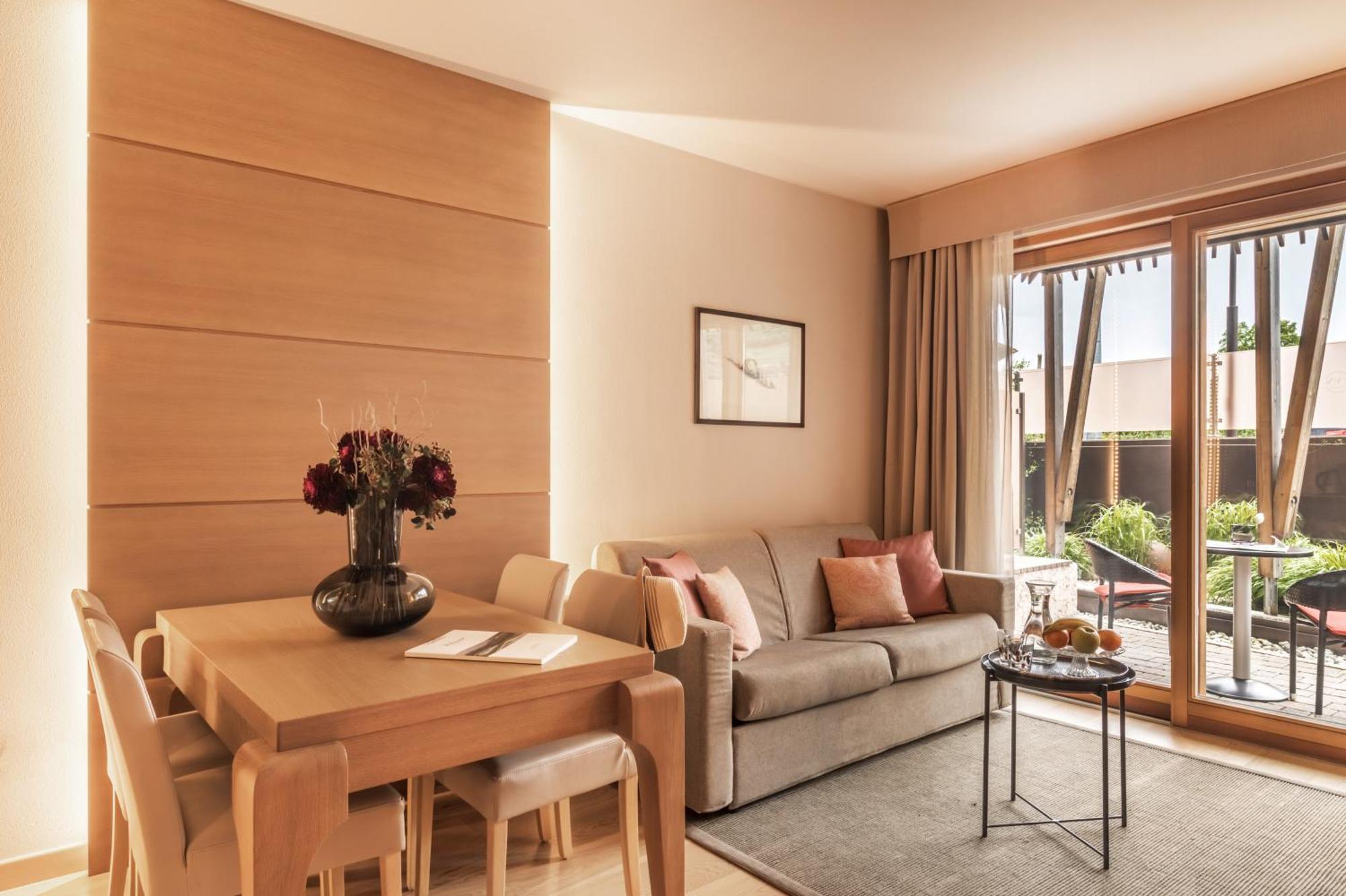 Deluxe Junior Suite,1705590349:JPEG