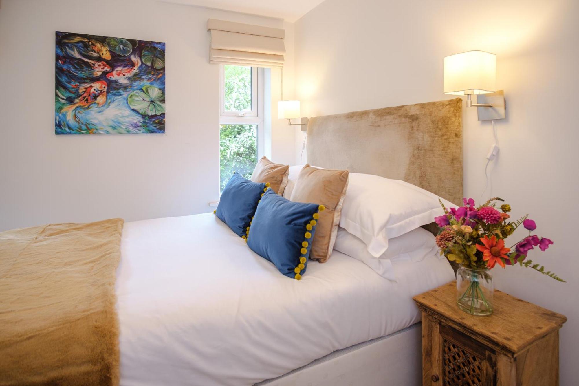 Double Room Private Bathroom